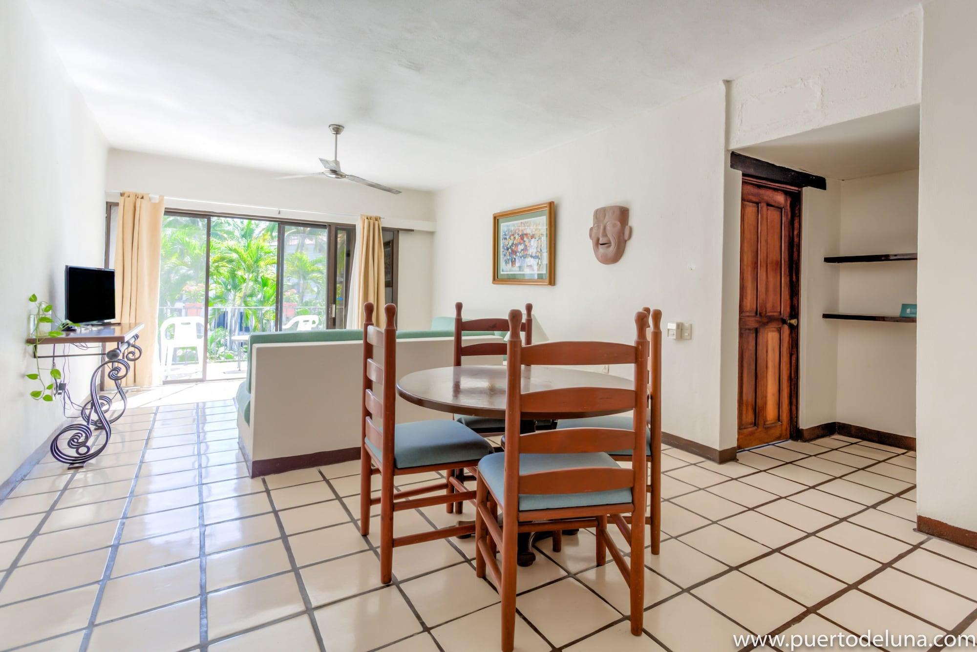 Hotel Puerto De Luna Pet Friendly And Family