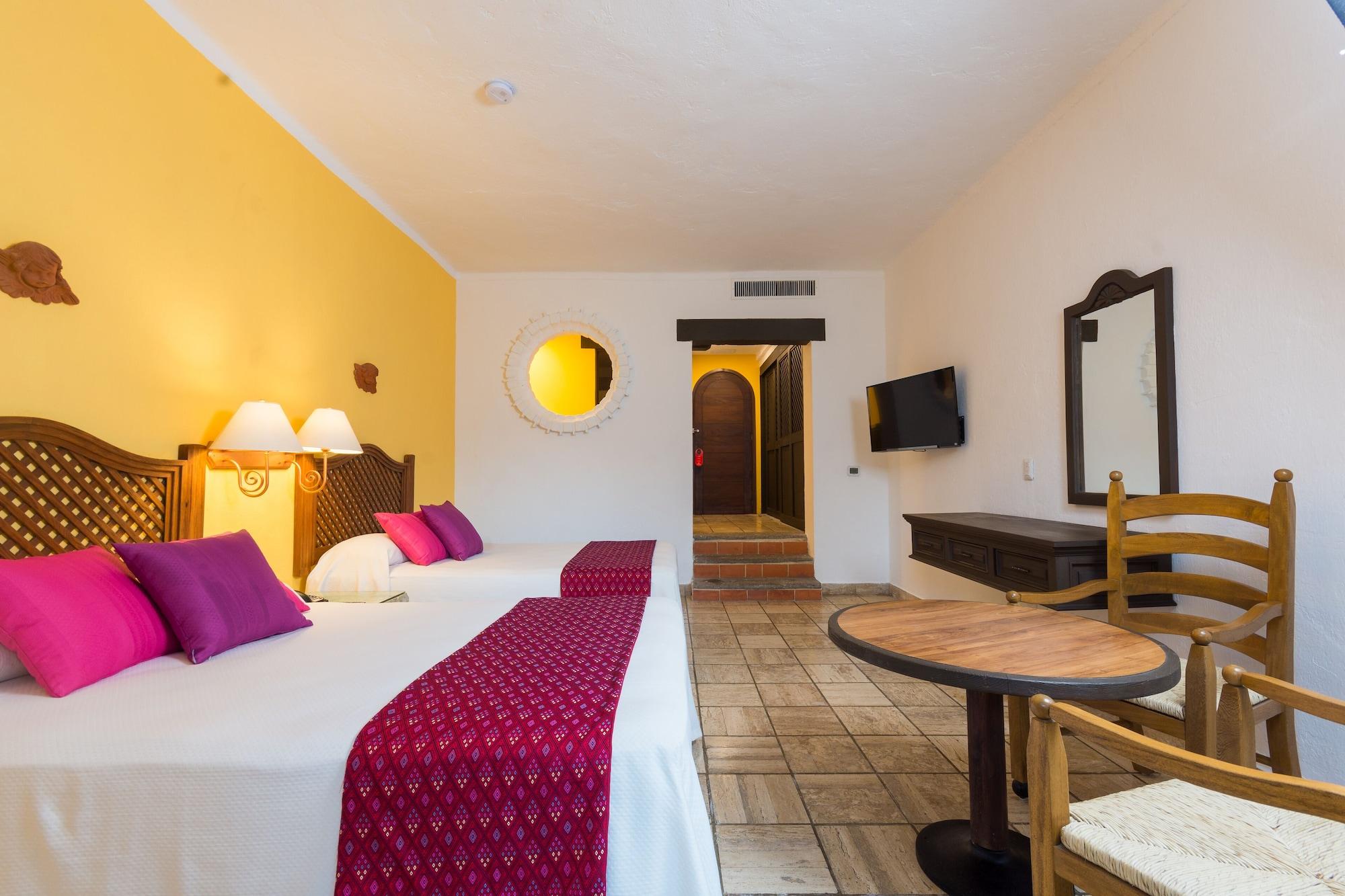 Hotel Hacienda Buenaventura & Mexican Charm