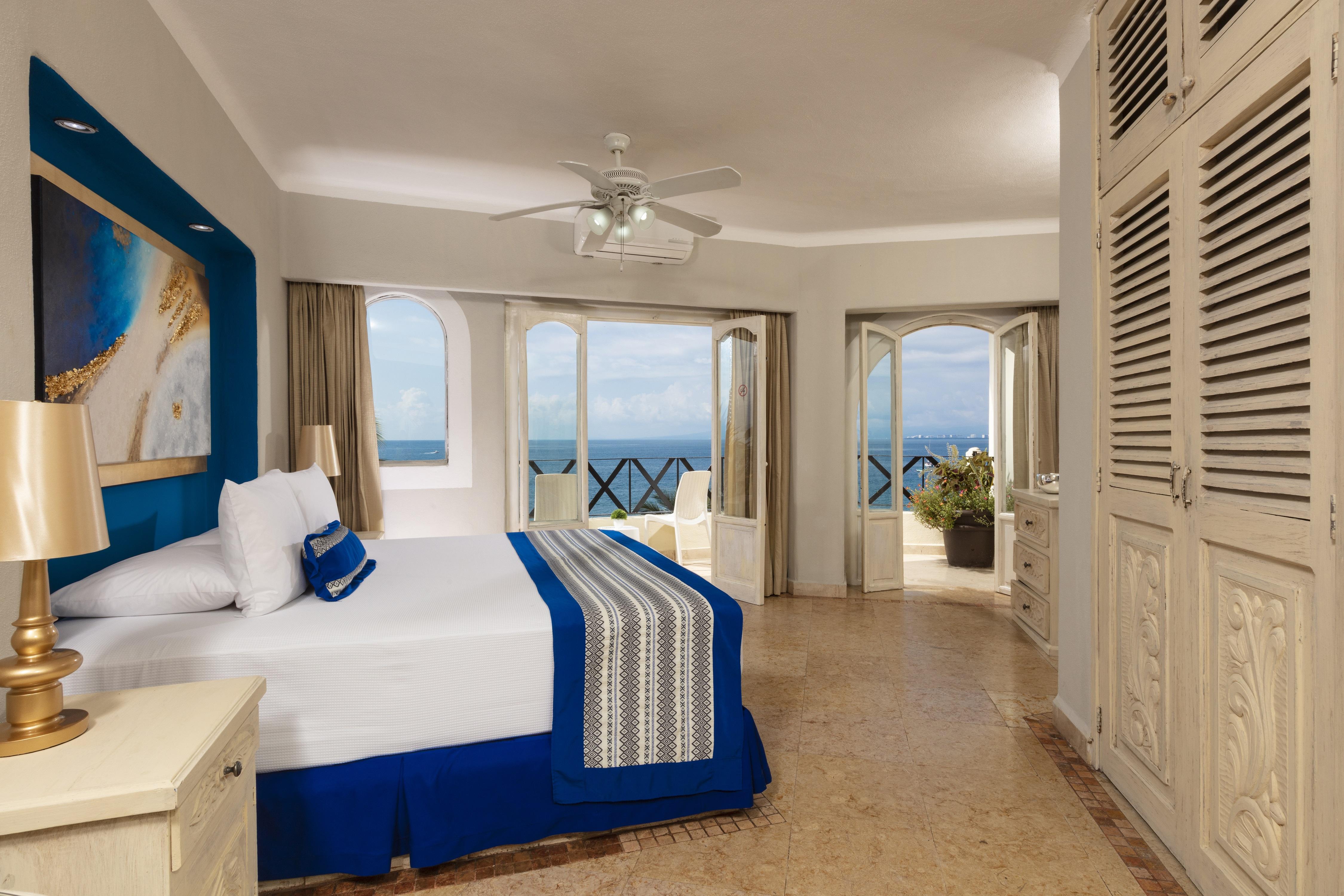 Blue Chairs Beachfront - Adults Only 3*