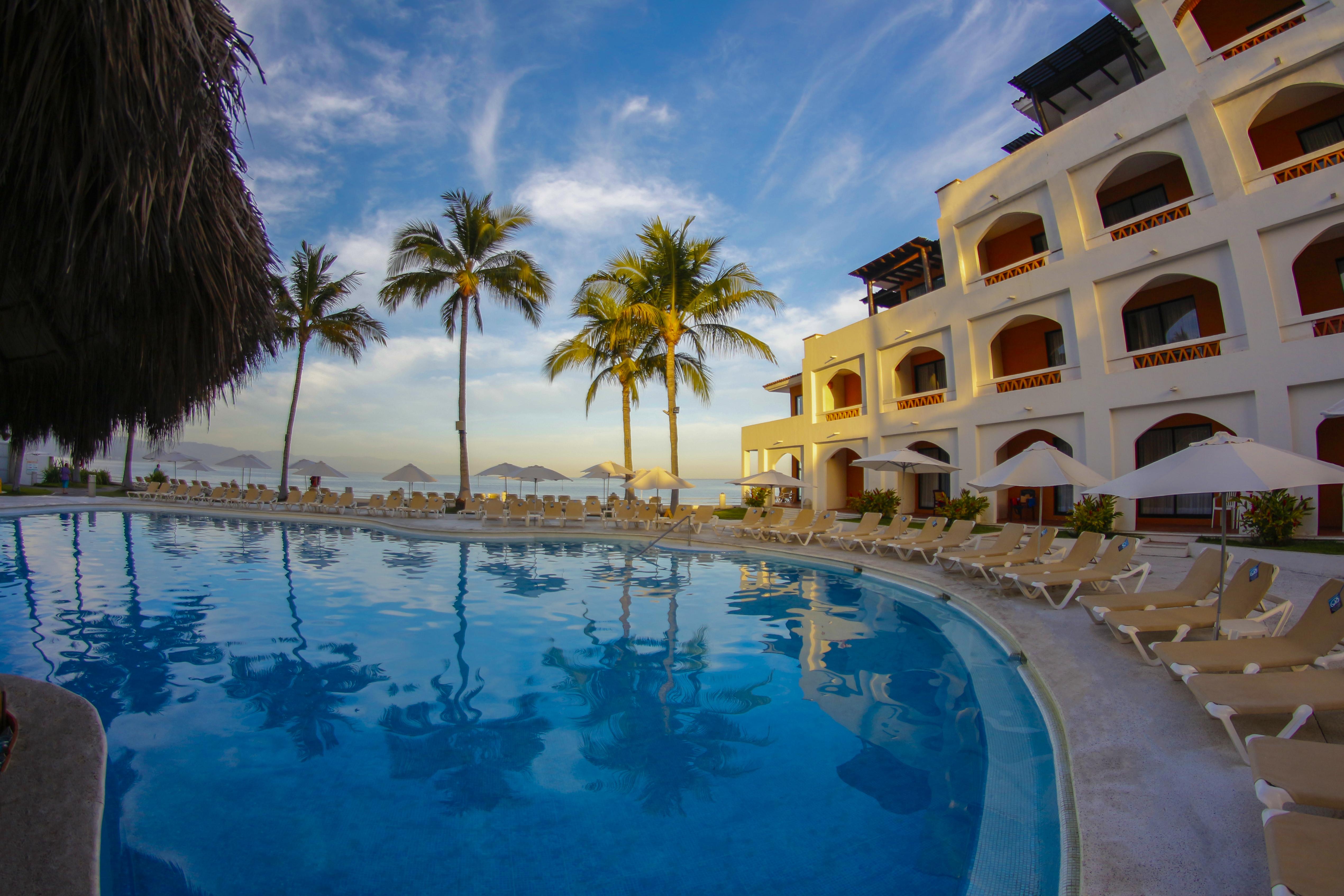 Plaza Pelicanos Club Resort 4*
