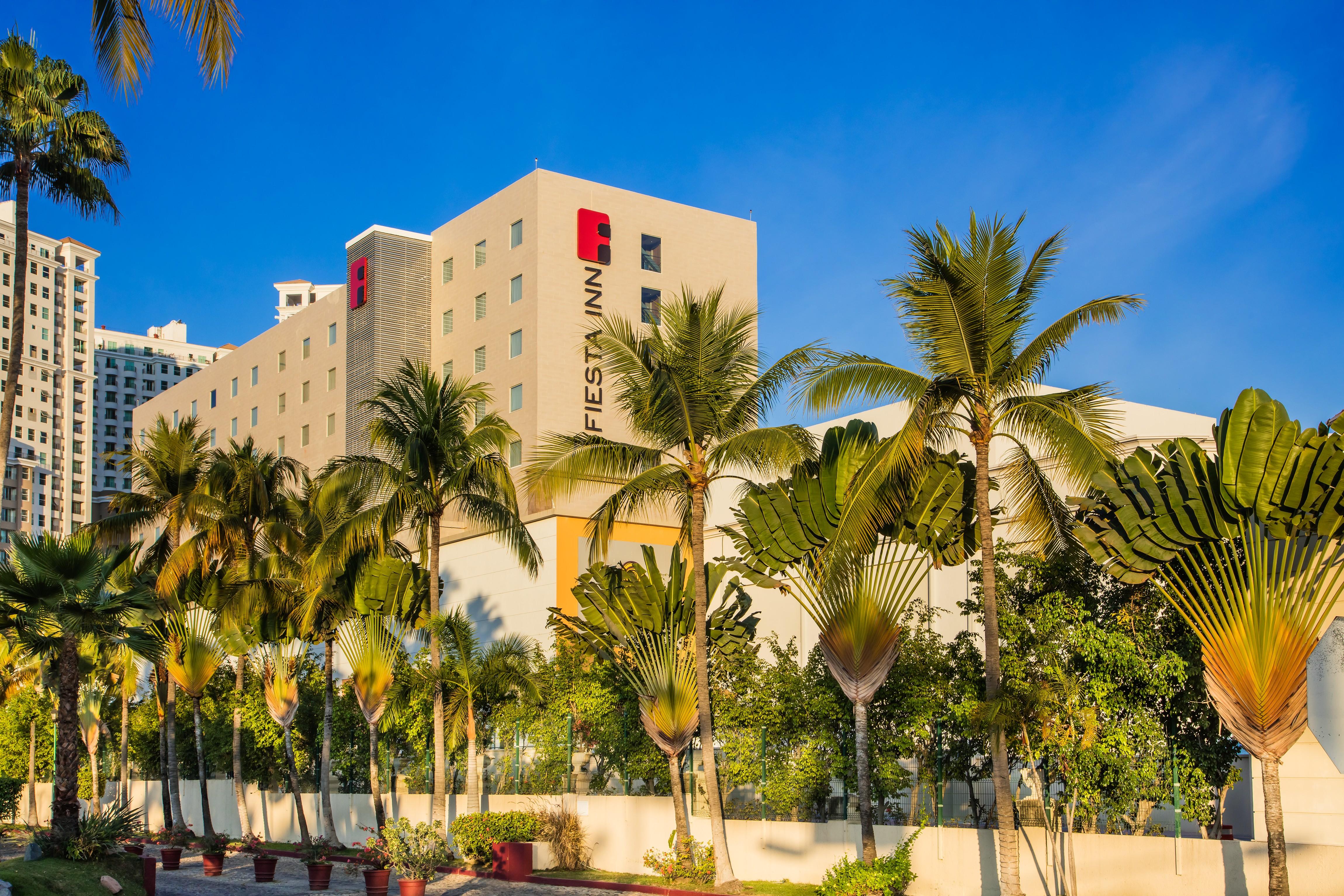 Fiesta Isla Hotel 4*