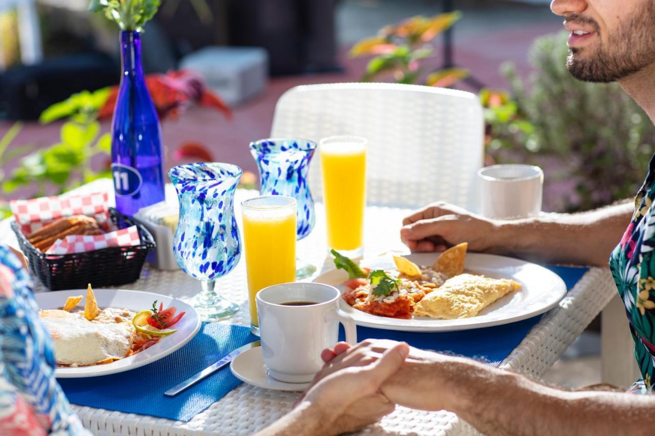 Blue Chairs Beachfront - Adults Only Hotel 3*