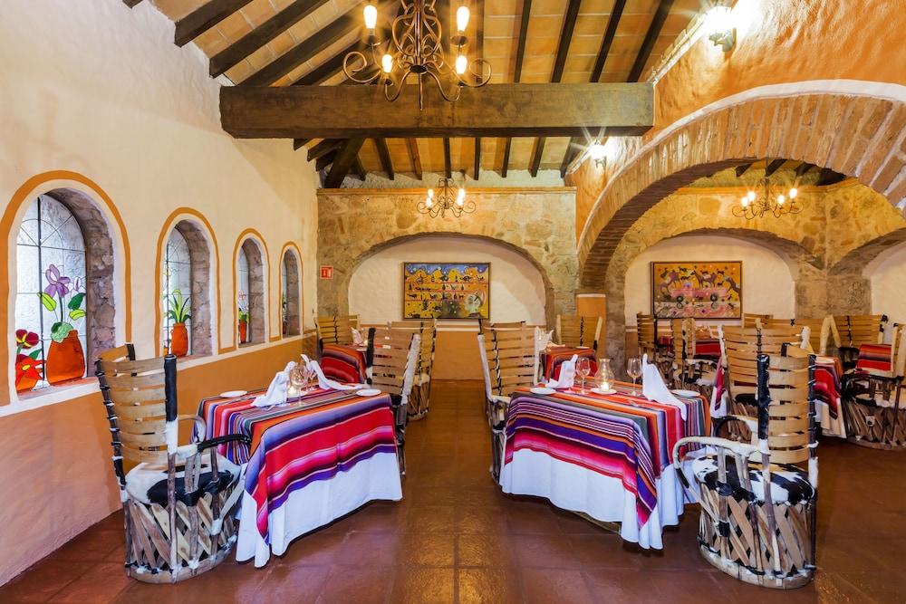 Hacienda Buenaventura & Mexican Charm