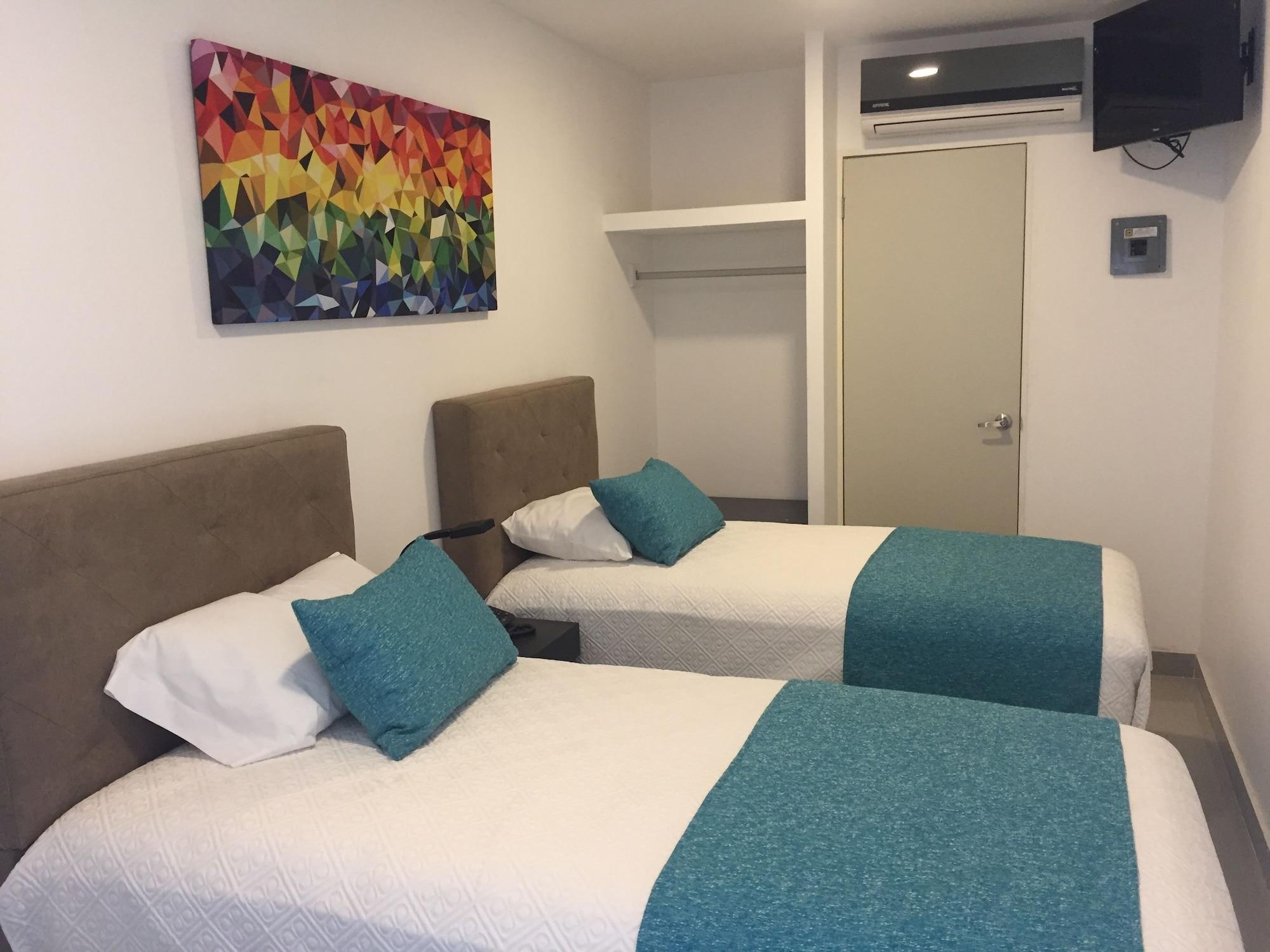 Container Aeropuerto Hotel 3*