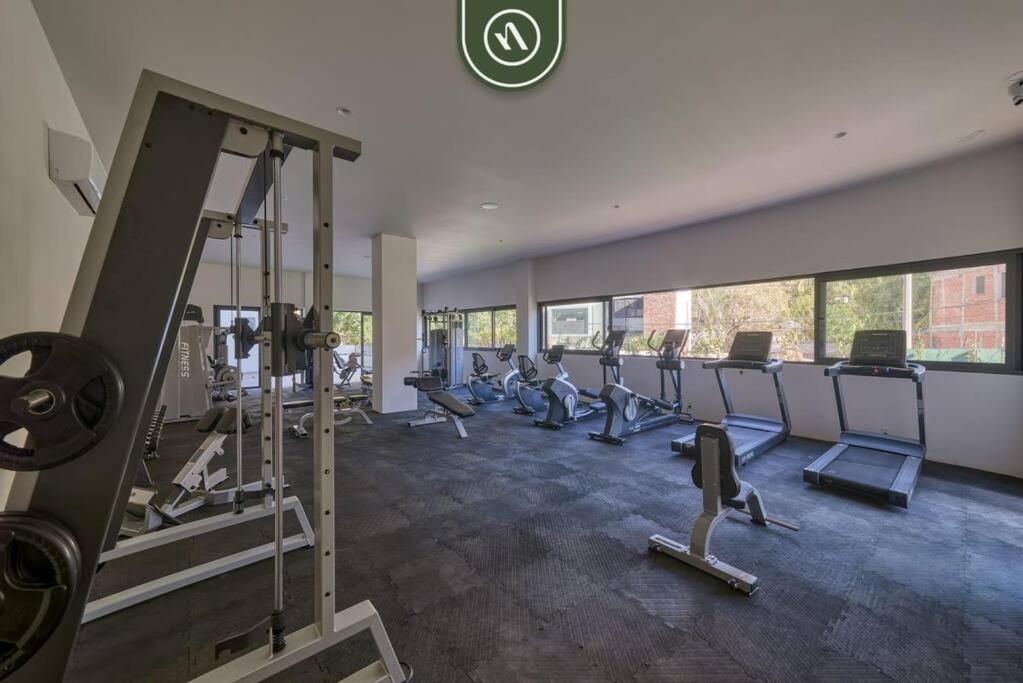 Great With Rooftop Pool - Private Balcony Apartment *