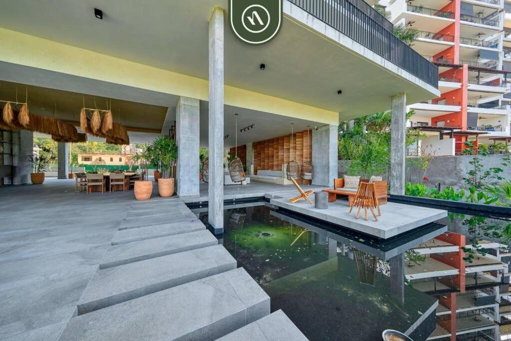 Apartment Great With Rooftop Pool - Private Balcony Puerto Vallarta