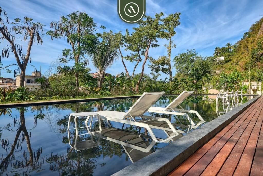 Great With Rooftop Pool - Private Balcony Apartment *
