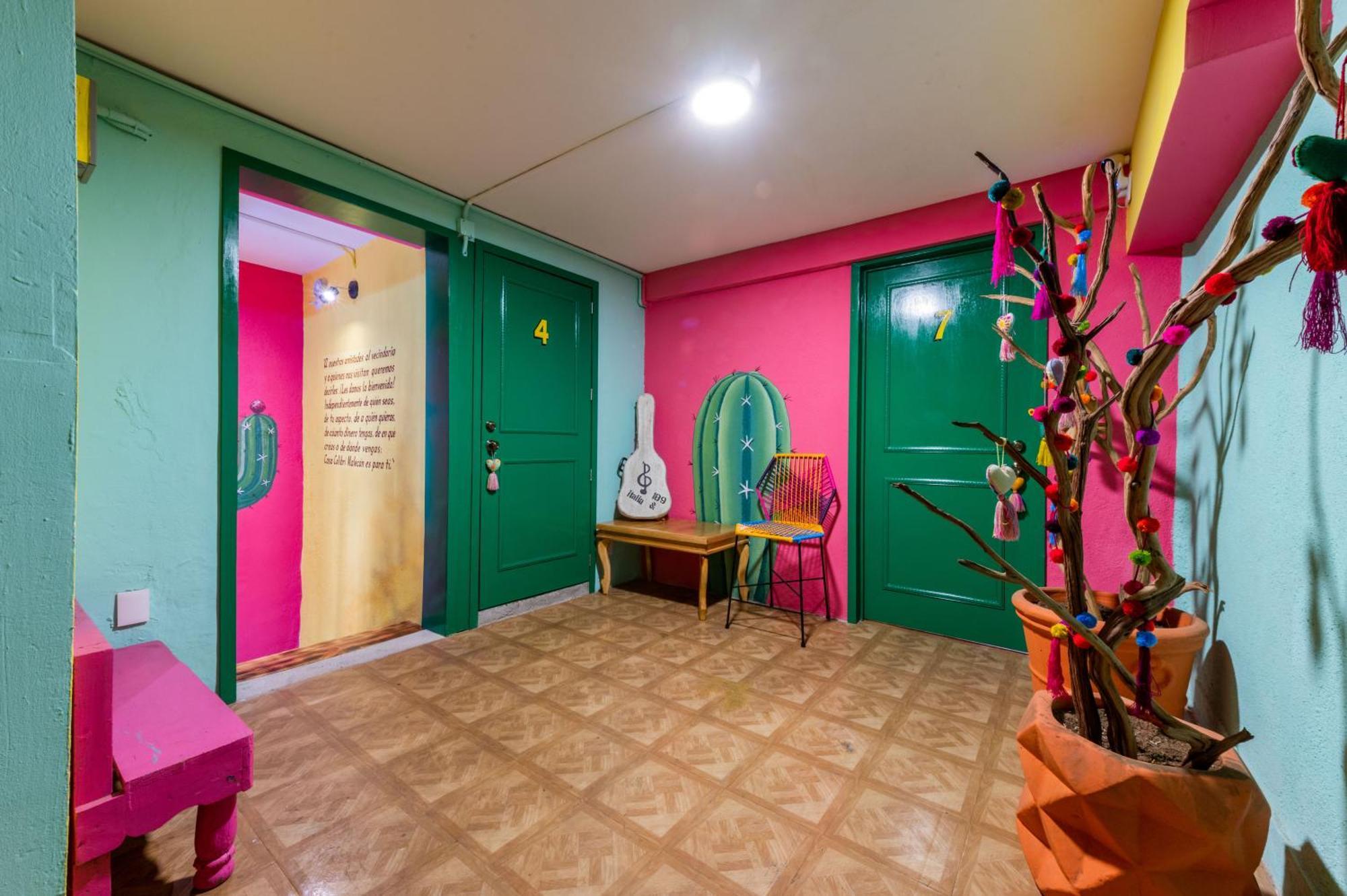Casa Colibri Malecon Homestay