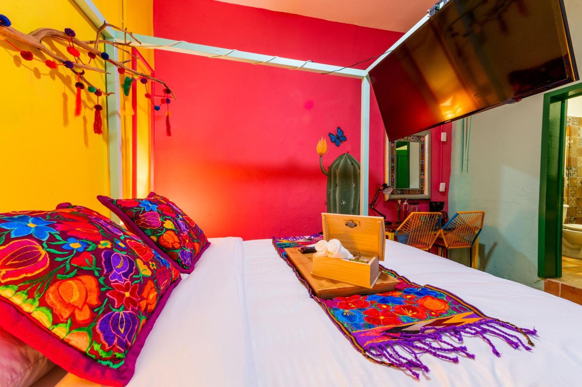 Casa Colibri Malecon Homestay Puerto Vallarta