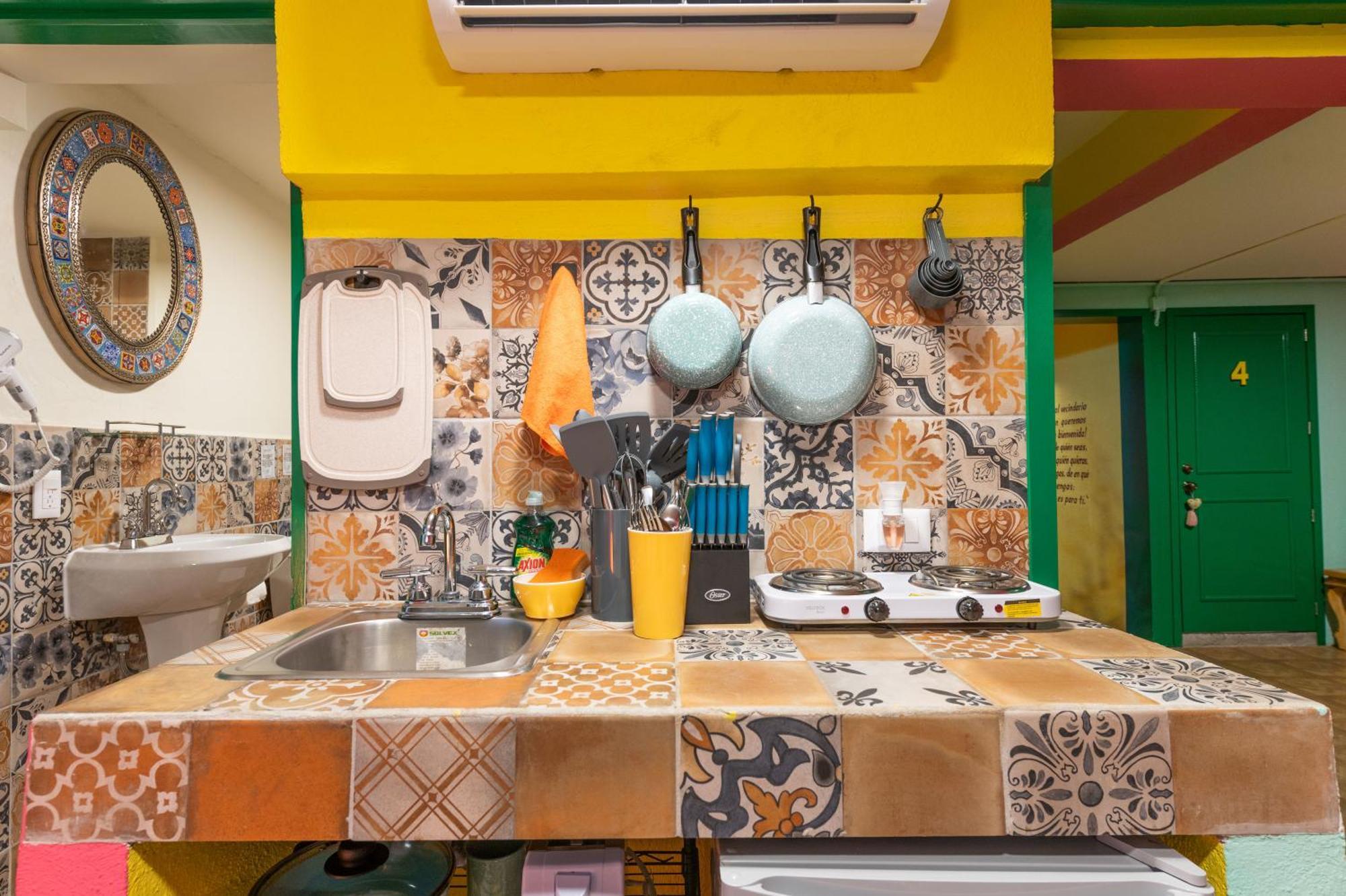Casa Colibri Malecon Homestay