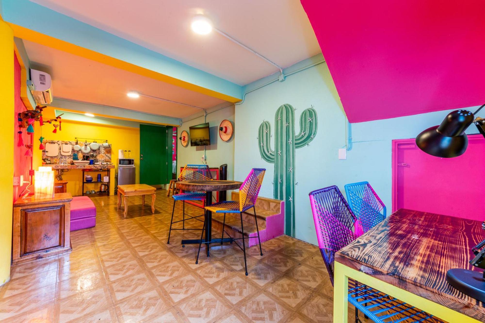 Casa Colibri Malecon Homestay Puerto Vallarta