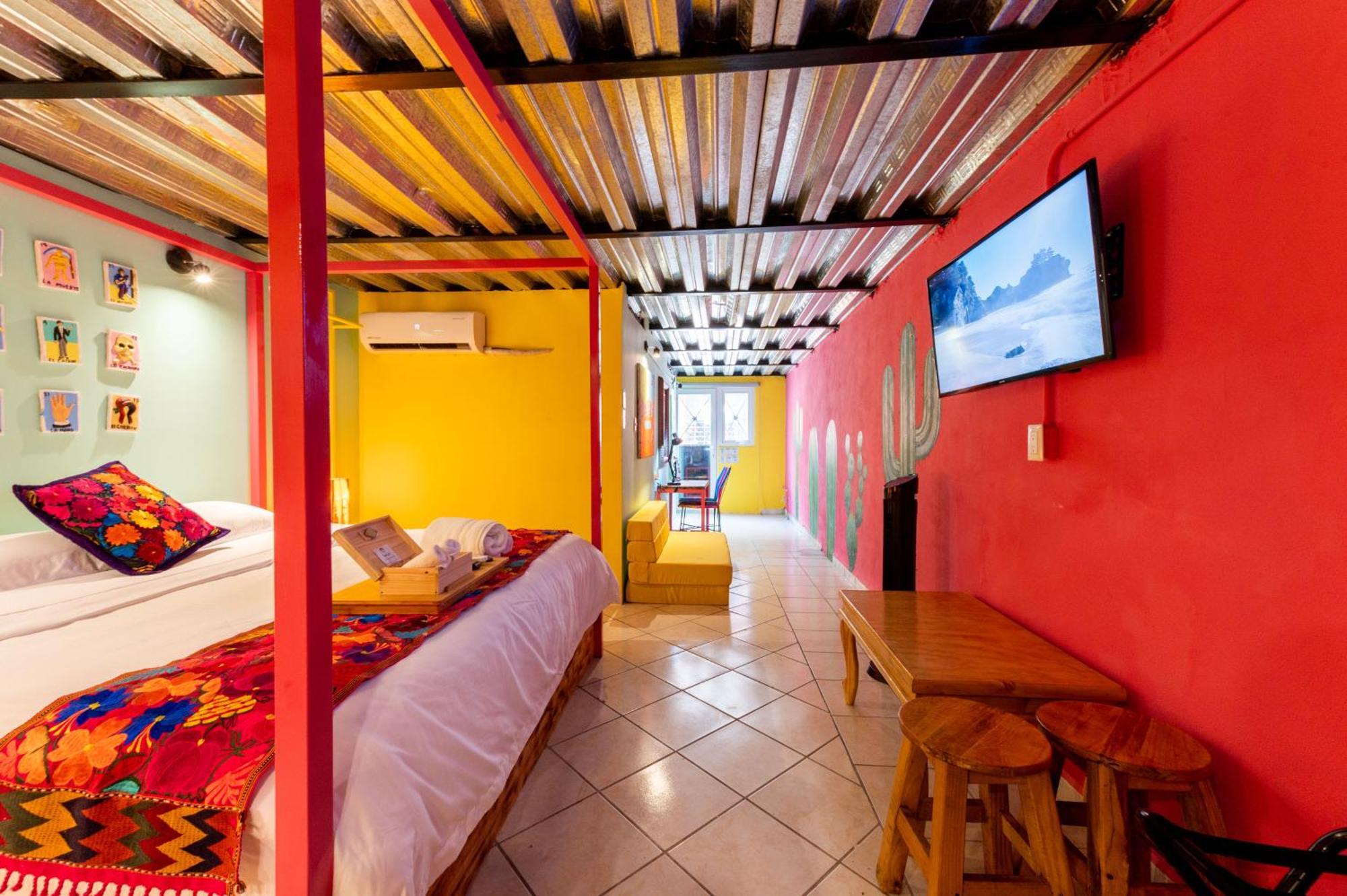 Homestay Casa Colibri Malecon Puerto Vallarta