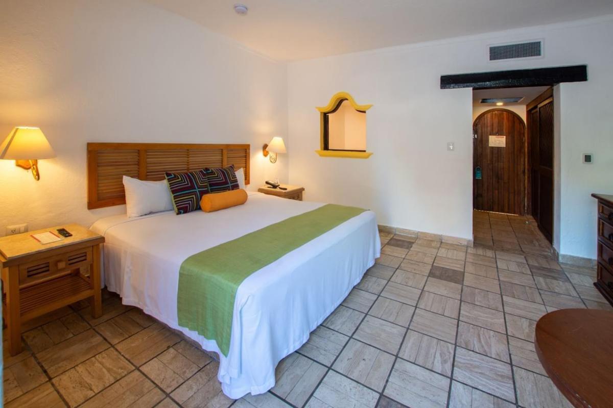 Hacienda Buenaventura & Mexican Charm