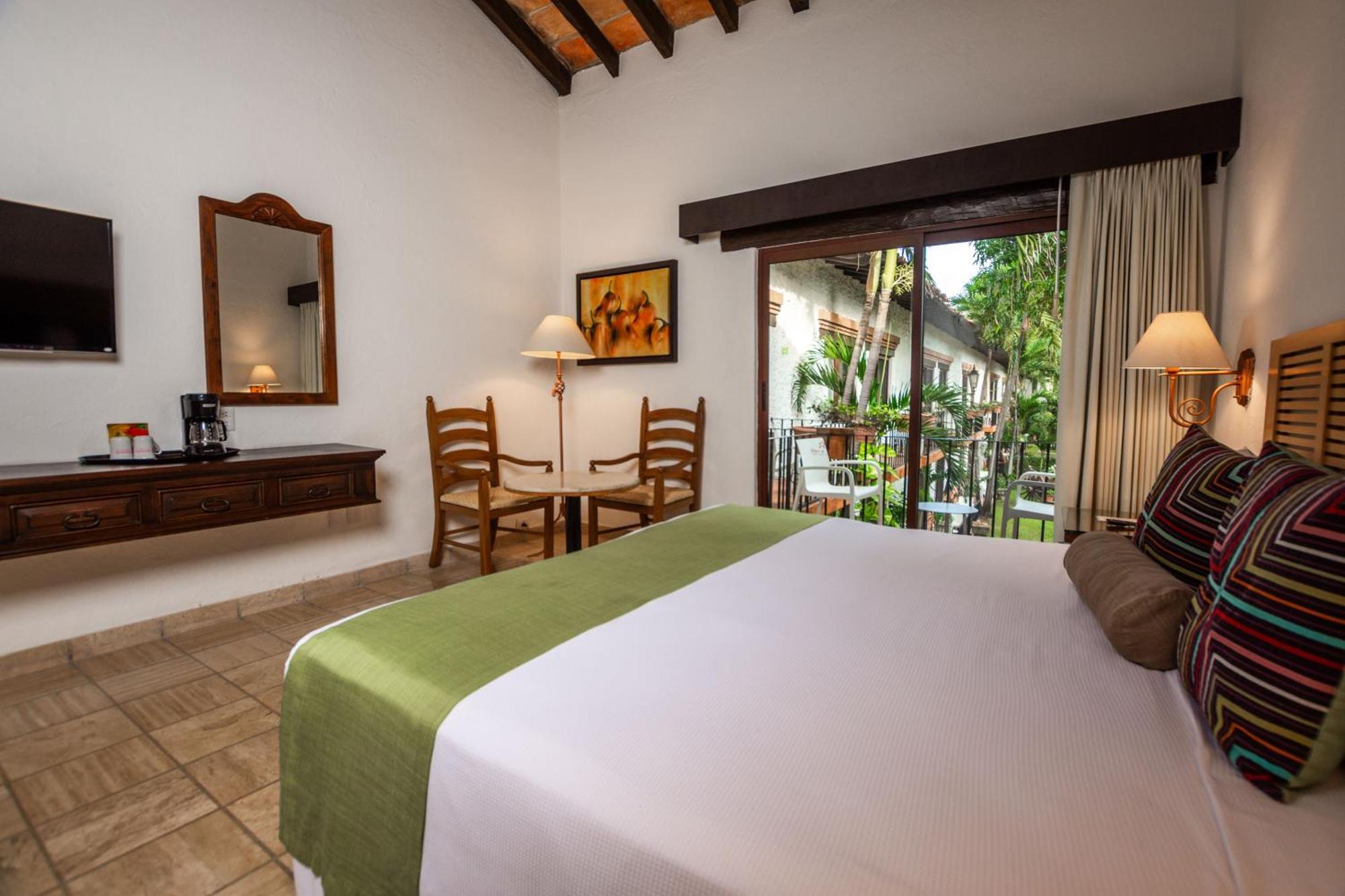 Hotel Hacienda Buenaventura & Mexican Charm