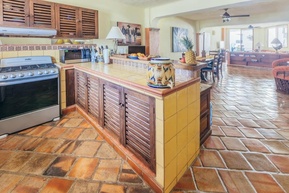 Ocean View 2br Condo-balcony-beach-pool * Puerto Vallarta