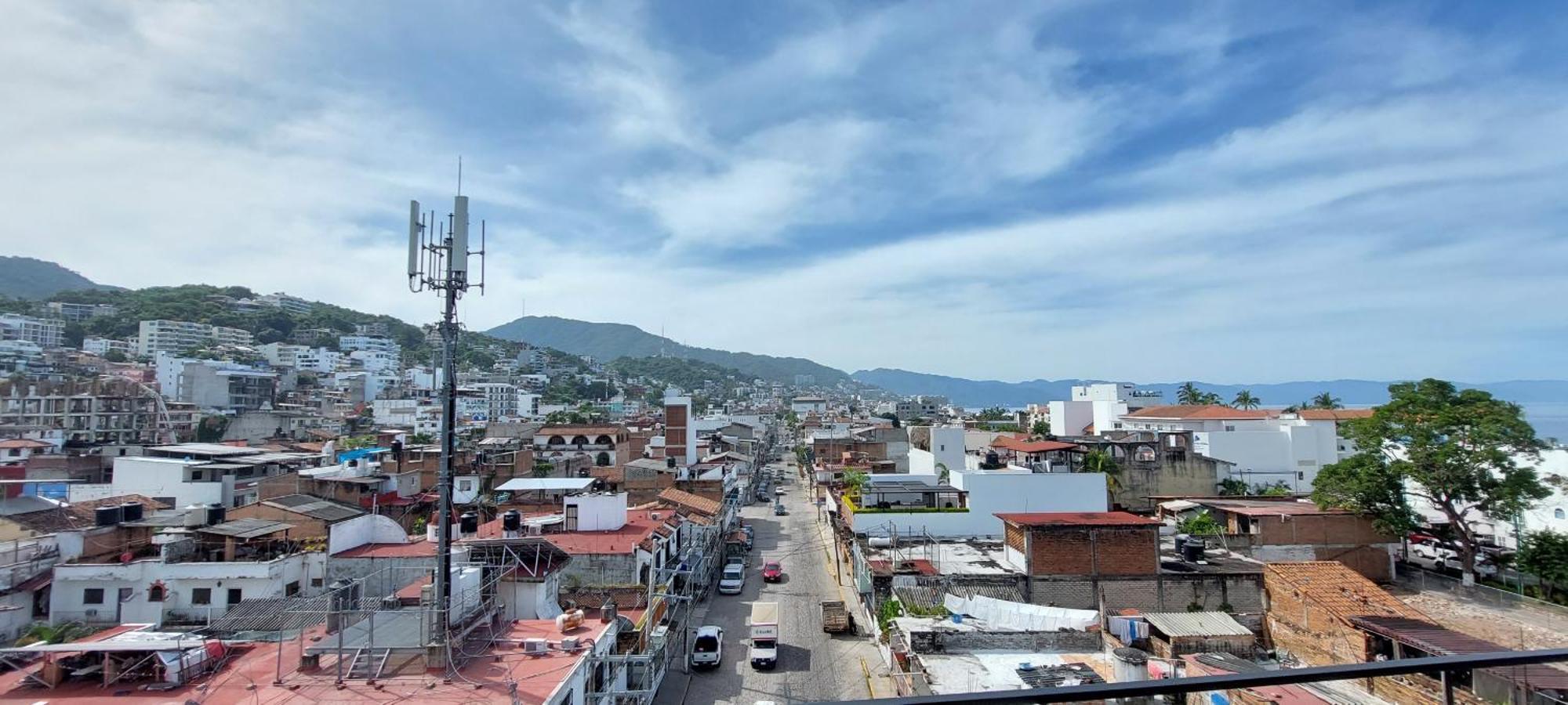 105 Downtown, Rooftop - Ocean View