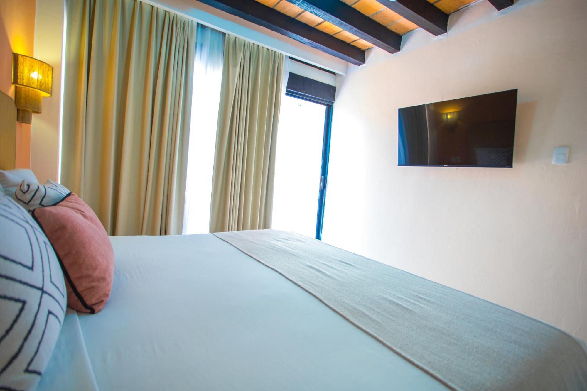 Tropicus Boutique 3*