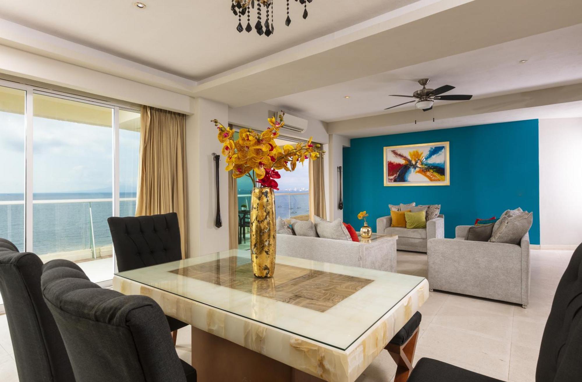 Blue Chairs Beachfront - Adults Only 3* Puerto Vallarta