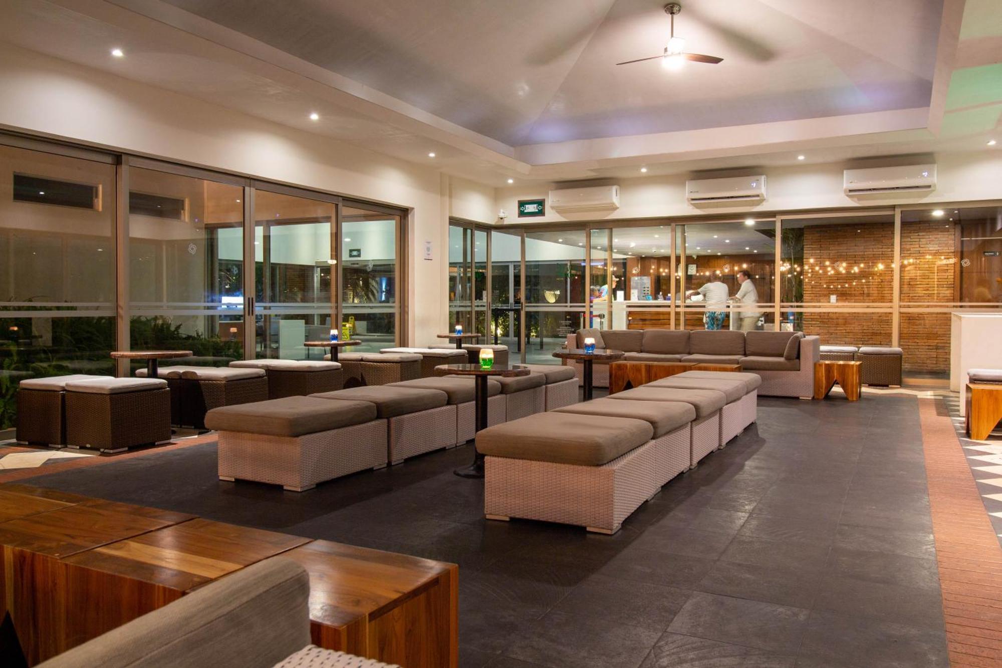 Plaza Pelicanos Club 4*