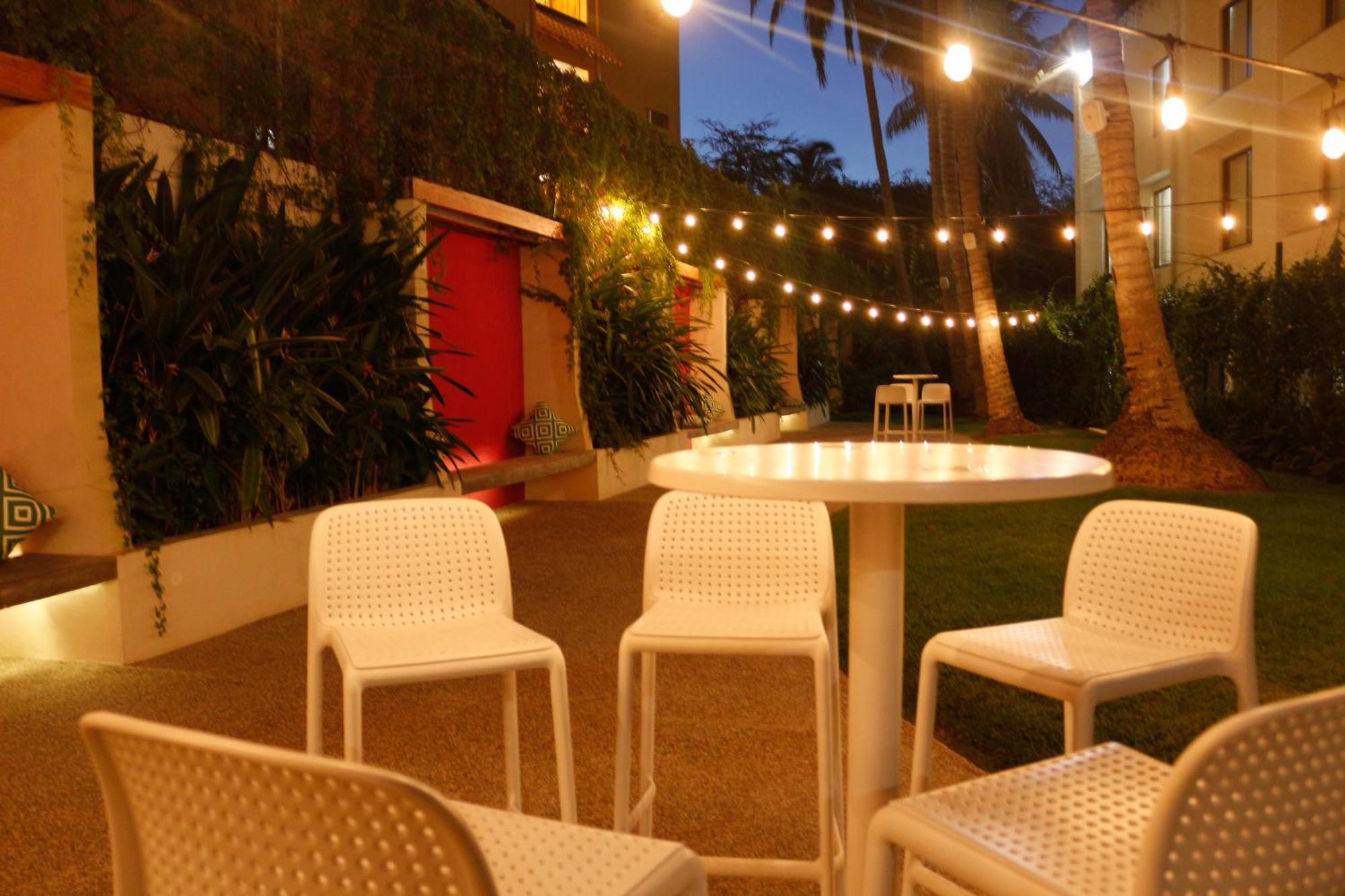 Plaza Pelicanos Club Resort