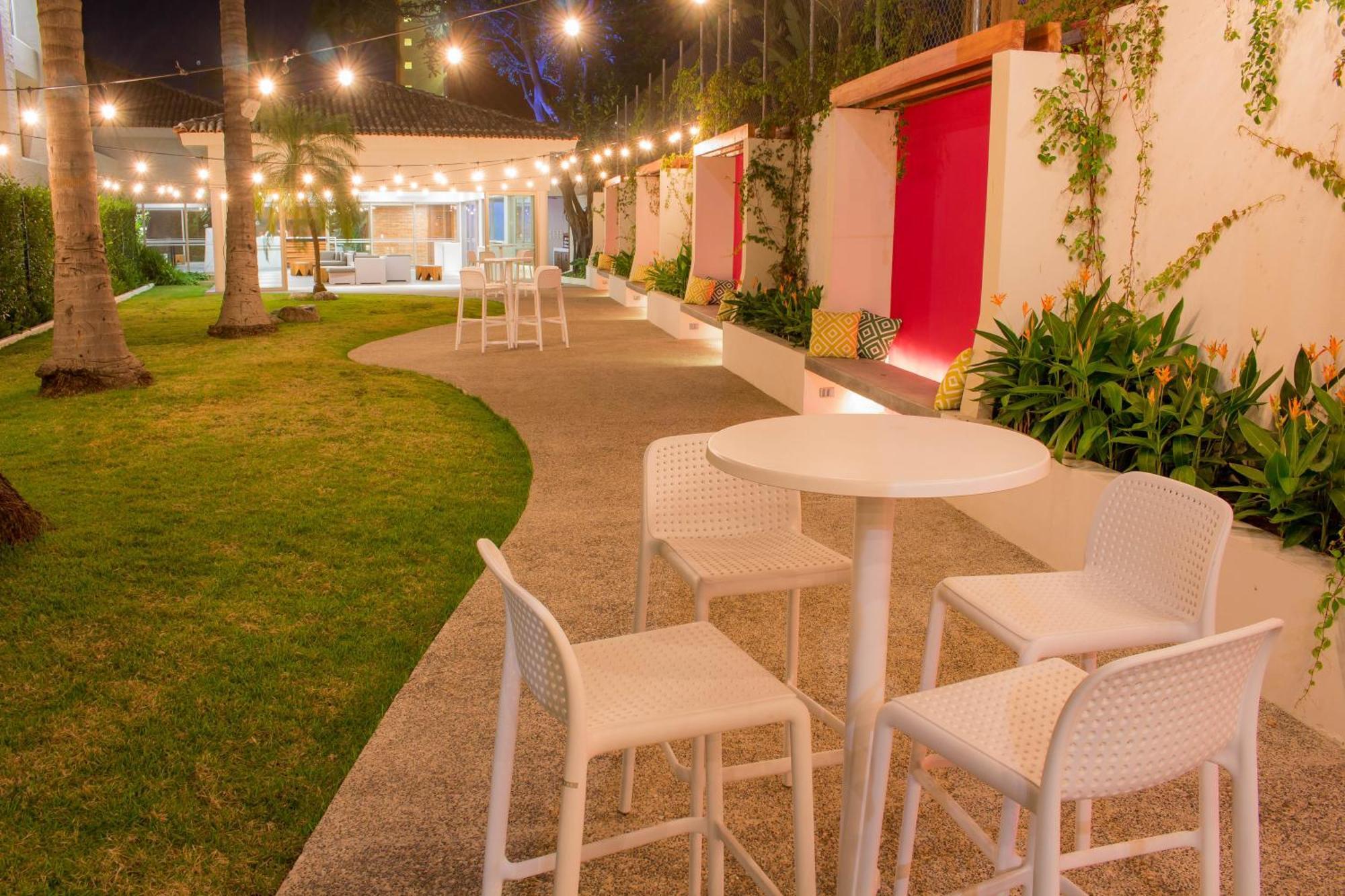 Plaza Pelicanos Club 4* Puerto Vallarta
