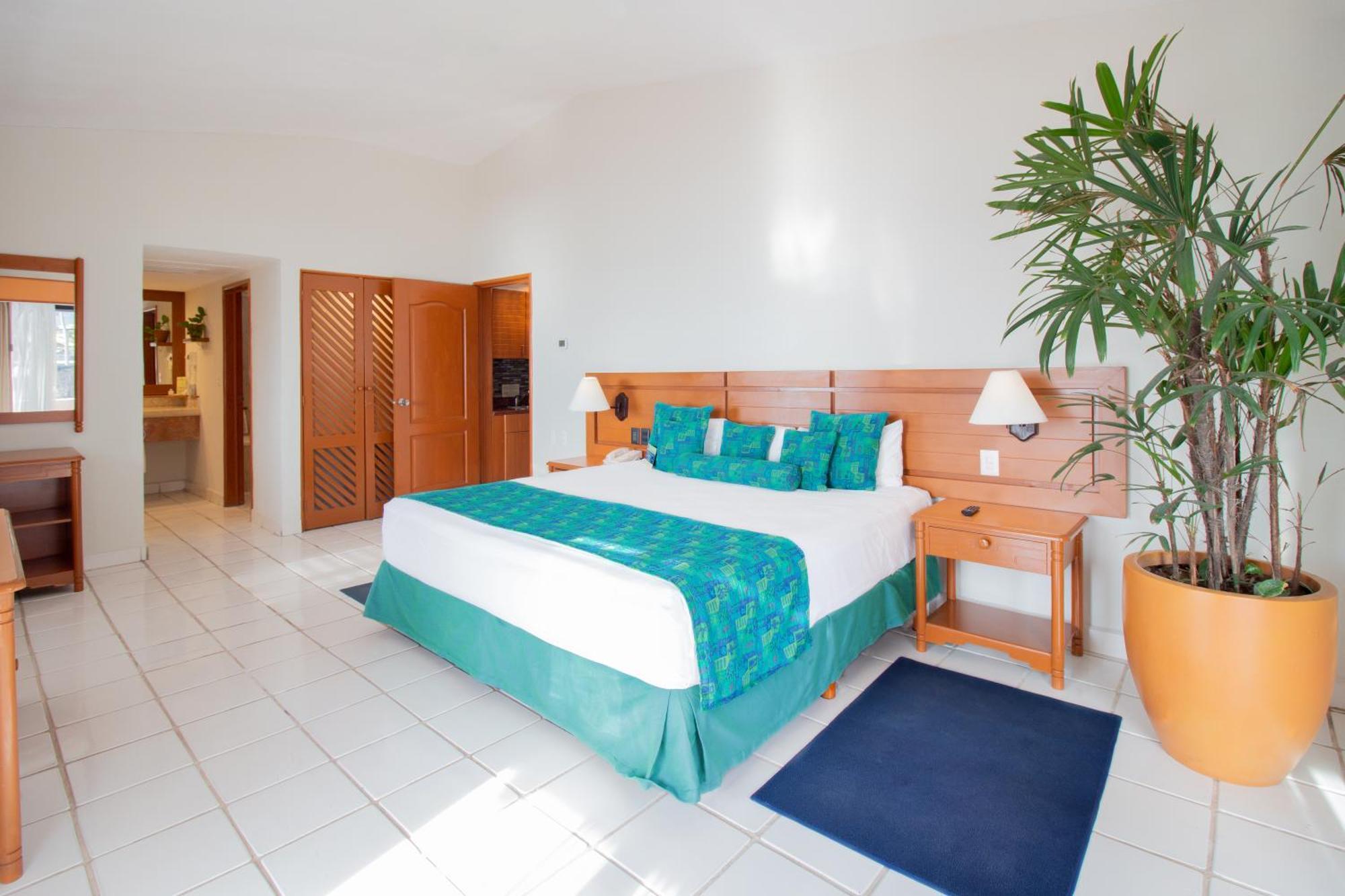 Plaza Pelicanos Club 4*