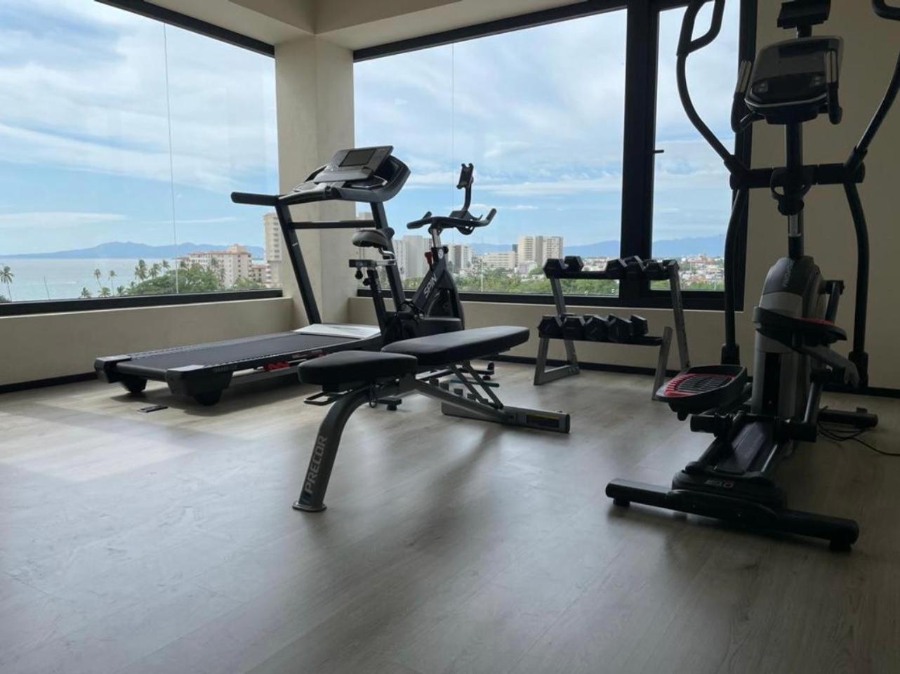 Modern 2br Near & Boardwalk | Gym & Bbq Holiday home *