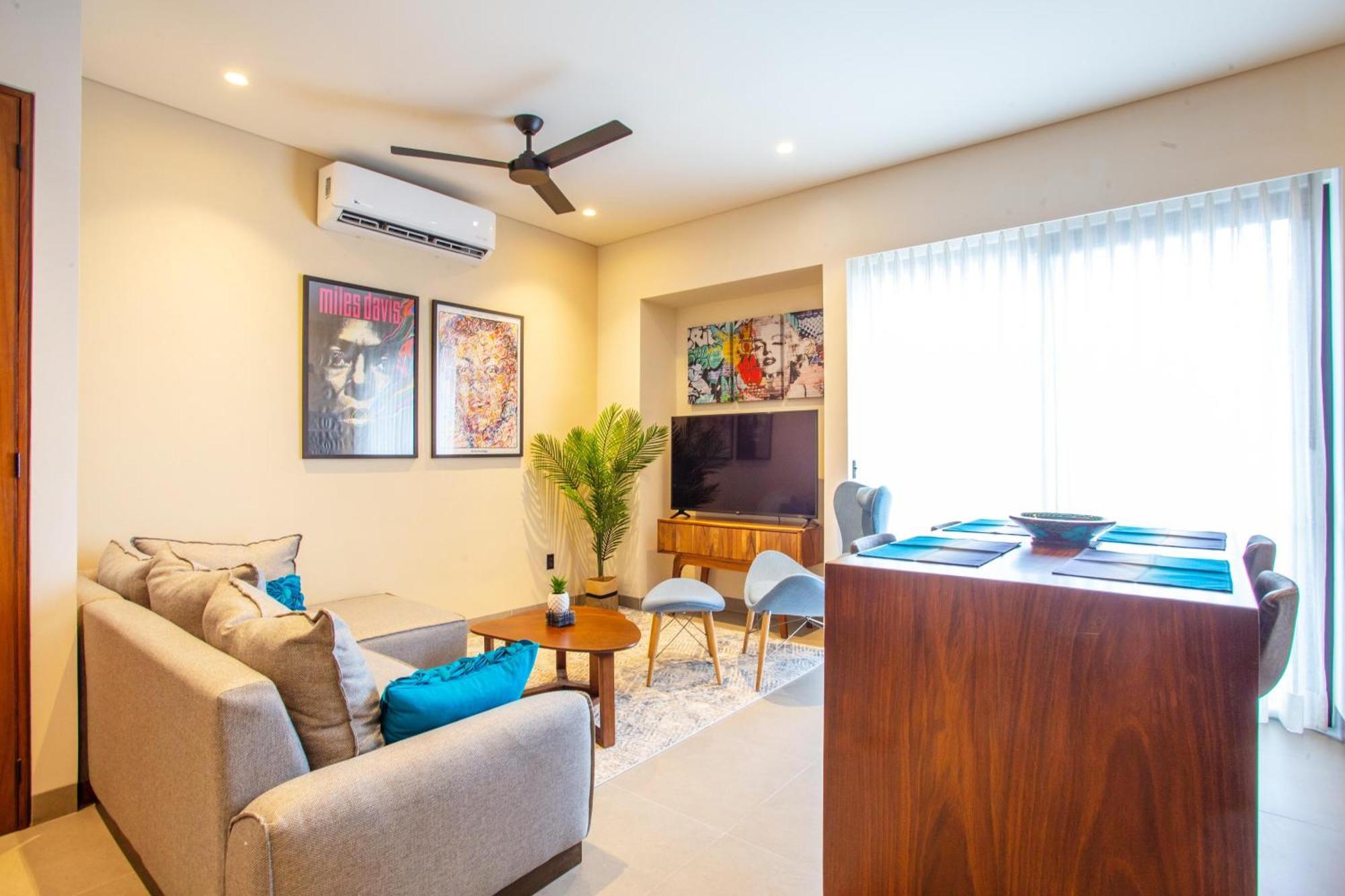 Holiday home Modern 2br Near & Boardwalk | Gym & Bbq