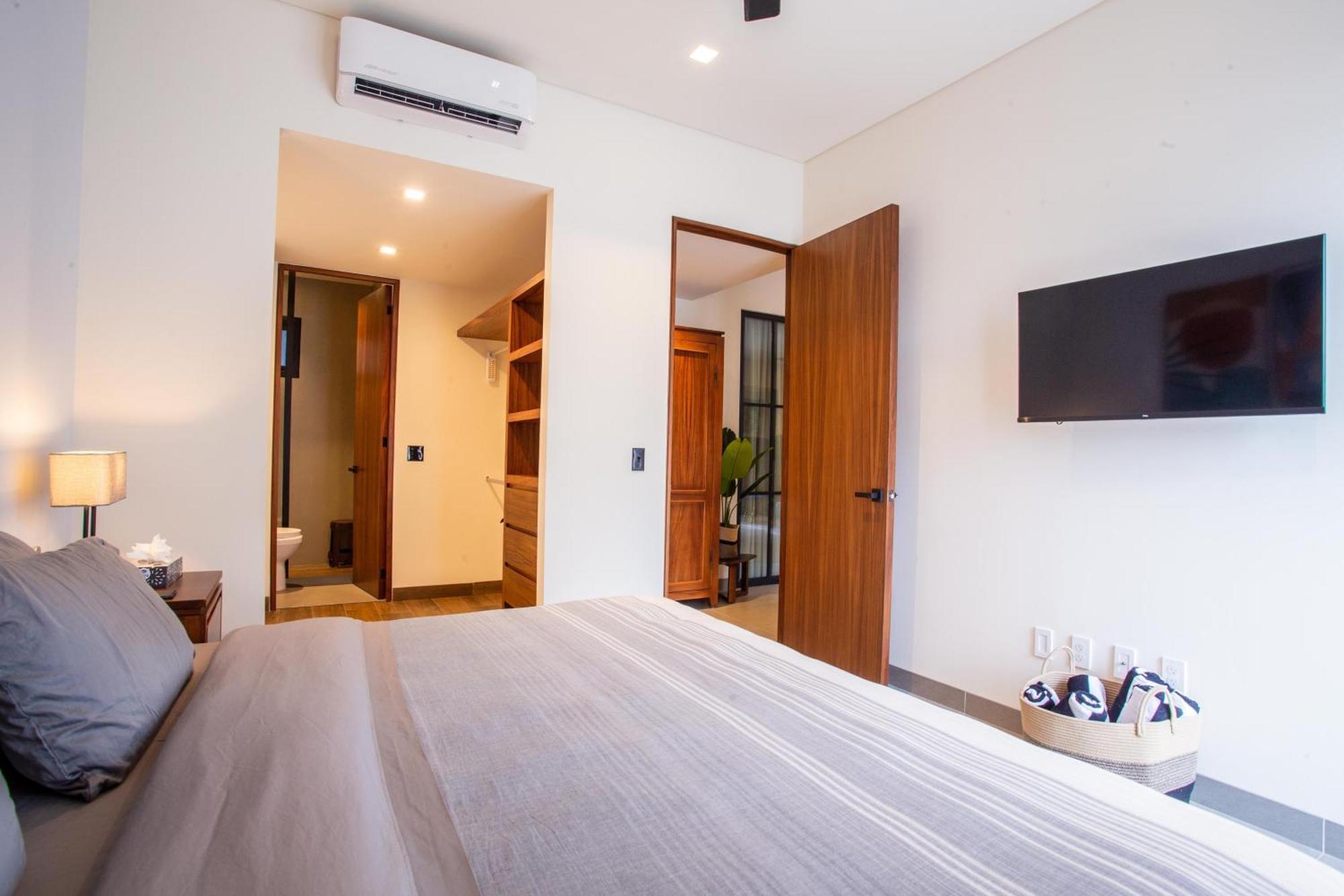 Holiday home Modern 2br Near & Boardwalk | Gym & Bbq *