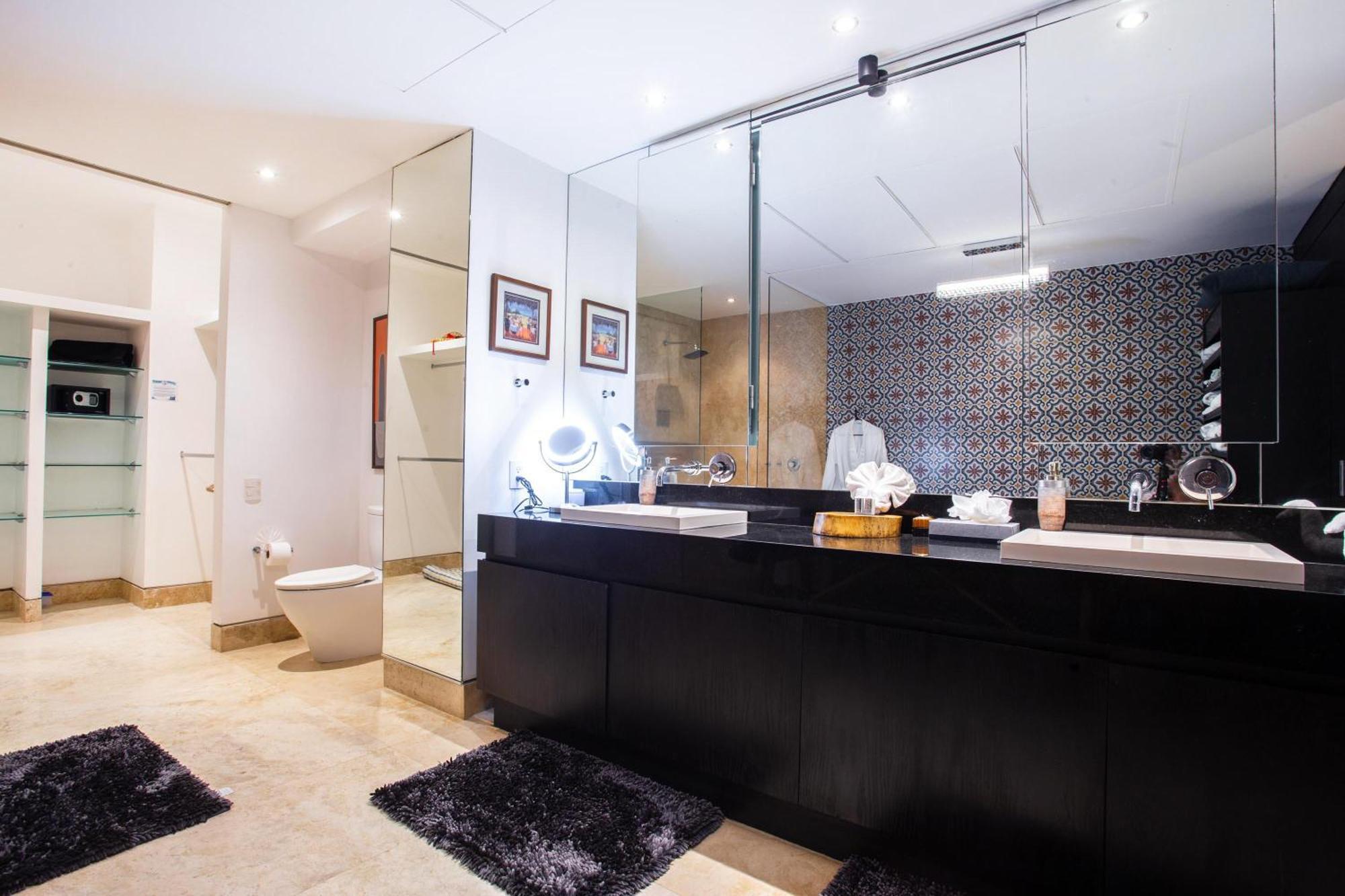 Fully Remodeled 12 Stories Up, First Floor Retreat