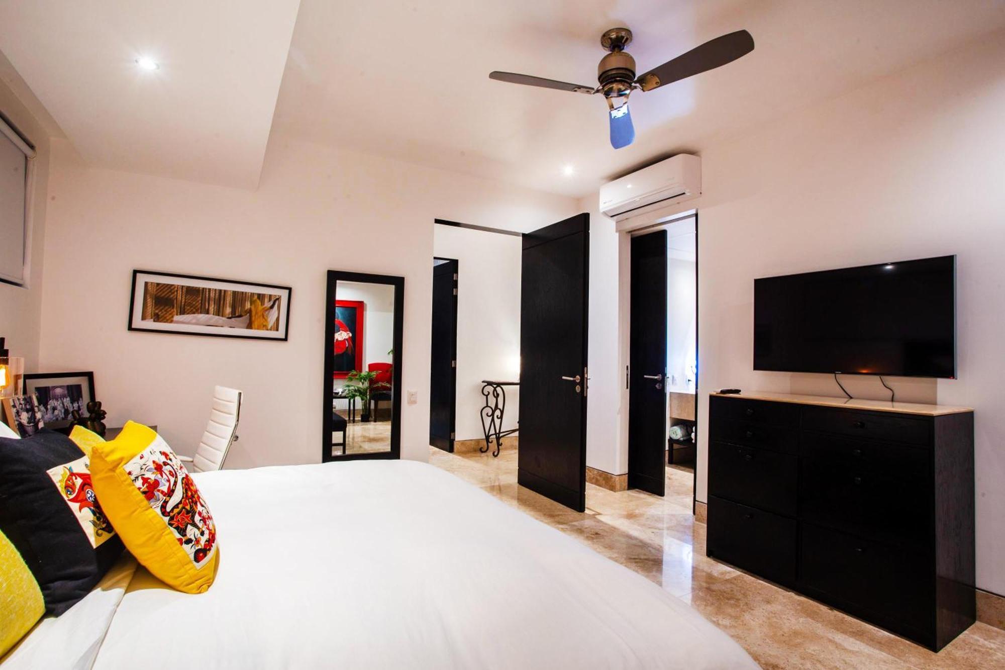 Fully Remodeled 12 Stories Up, First Floor Retreat * Puerto Vallarta