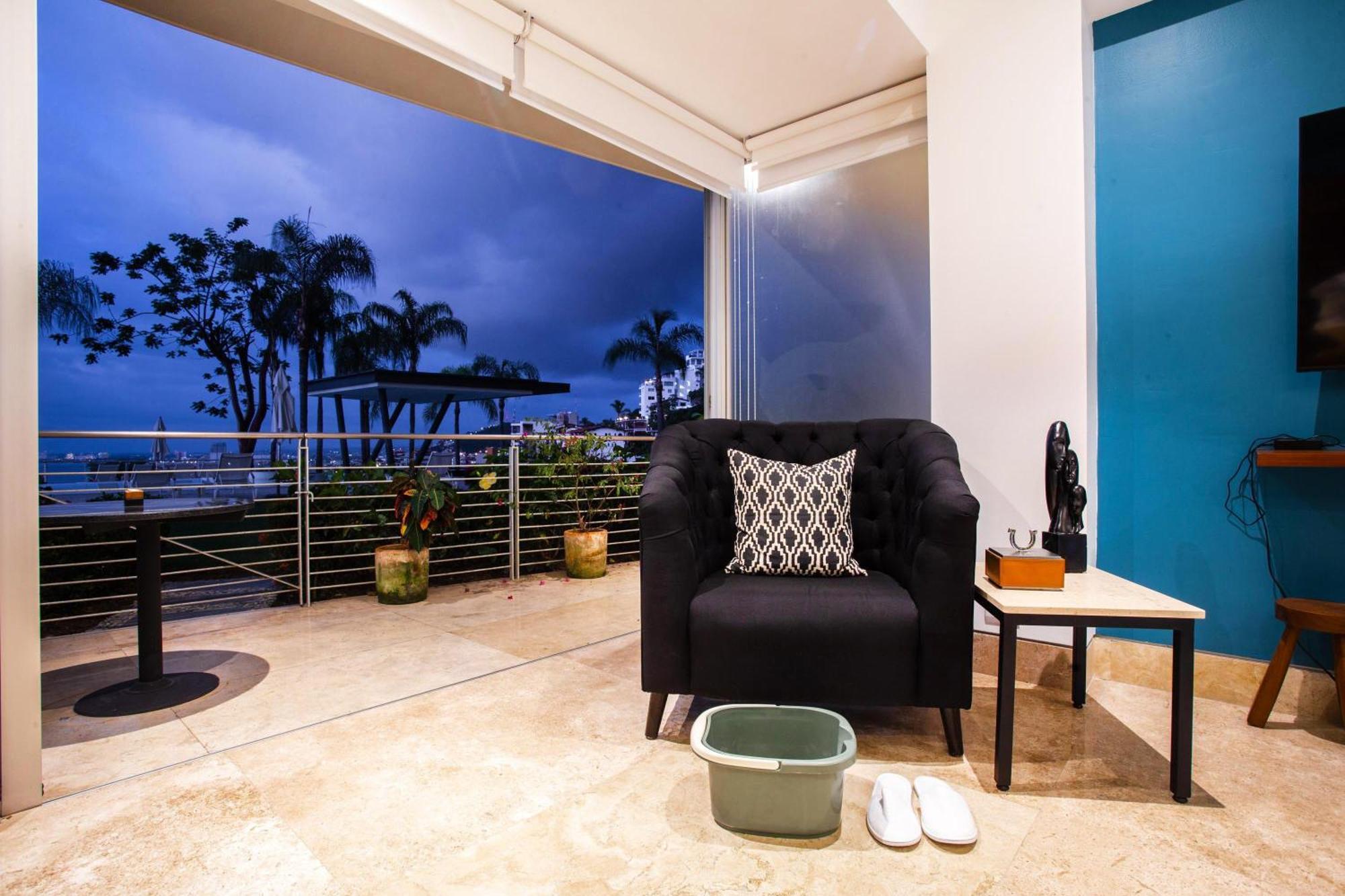 Holiday home Fully Remodeled 12 Stories Up, First Floor Retreat Puerto Vallarta