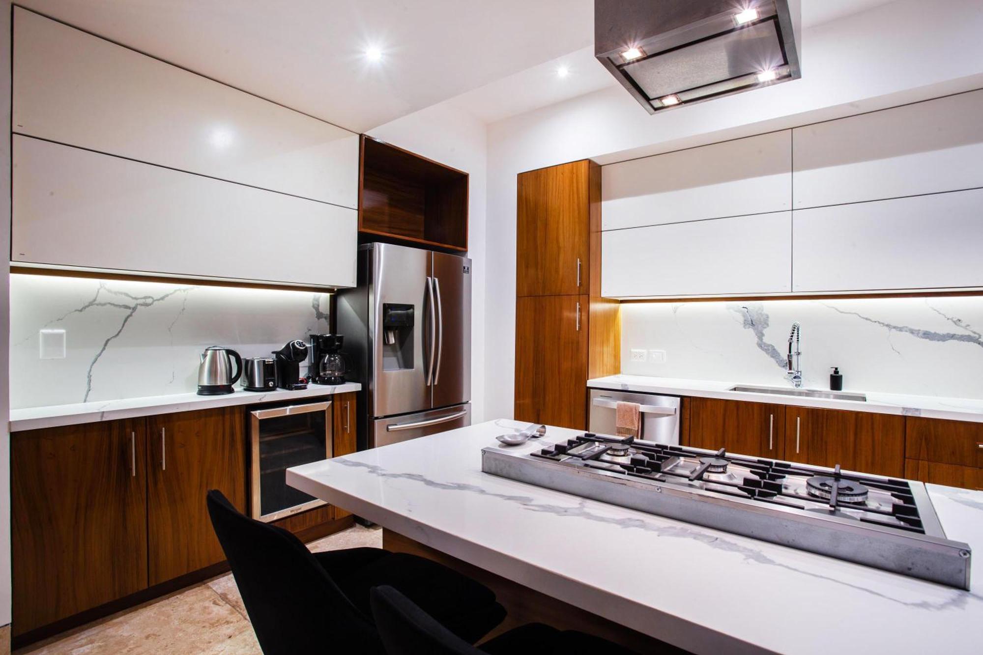 Fully Remodeled 12 Stories Up, First Floor Retreat