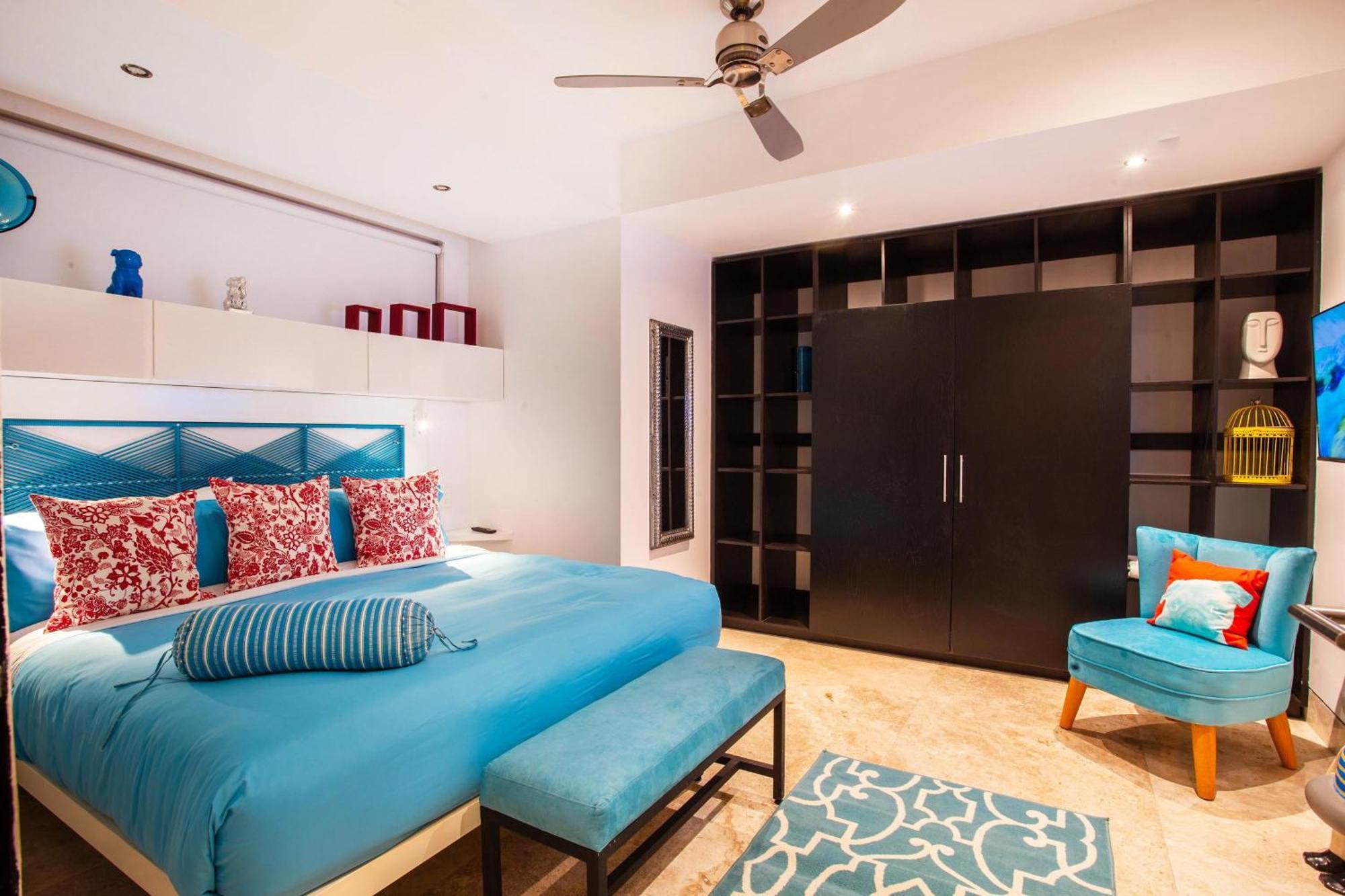 Fully Remodeled 12 Stories Up, First Floor Retreat *