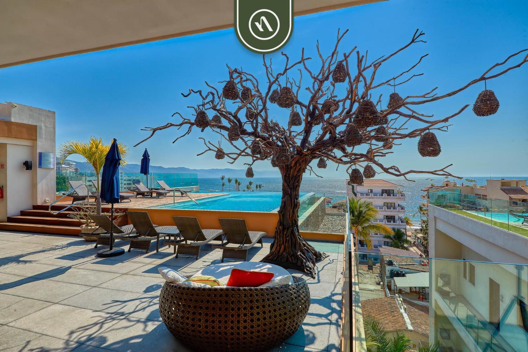 Apartment 1 Bedroom In Romantic Zone - Amazing Rooftop Pool Puerto Vallarta