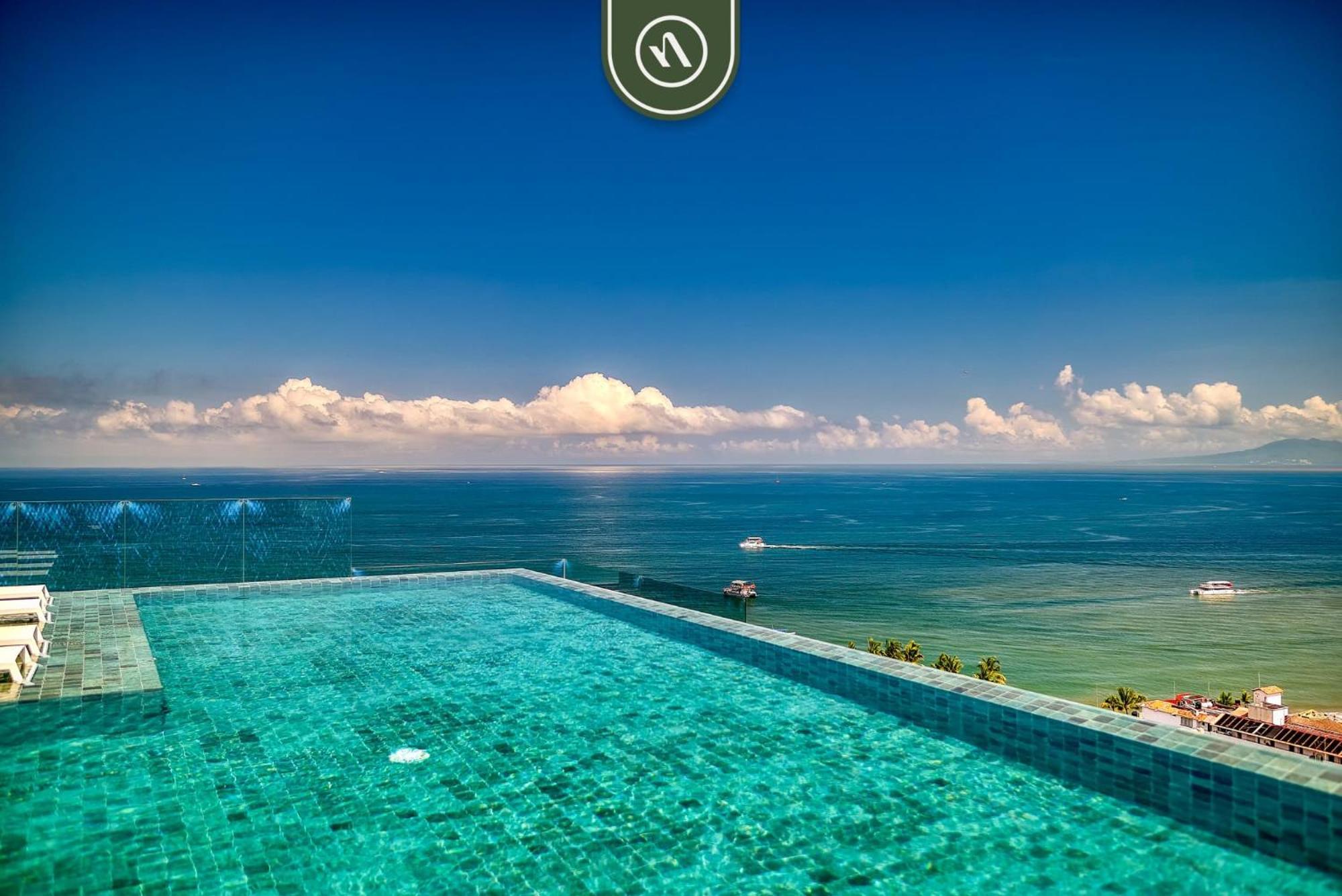 Luxury In Romantic Zone - Infinity Pool Puerto Vallarta