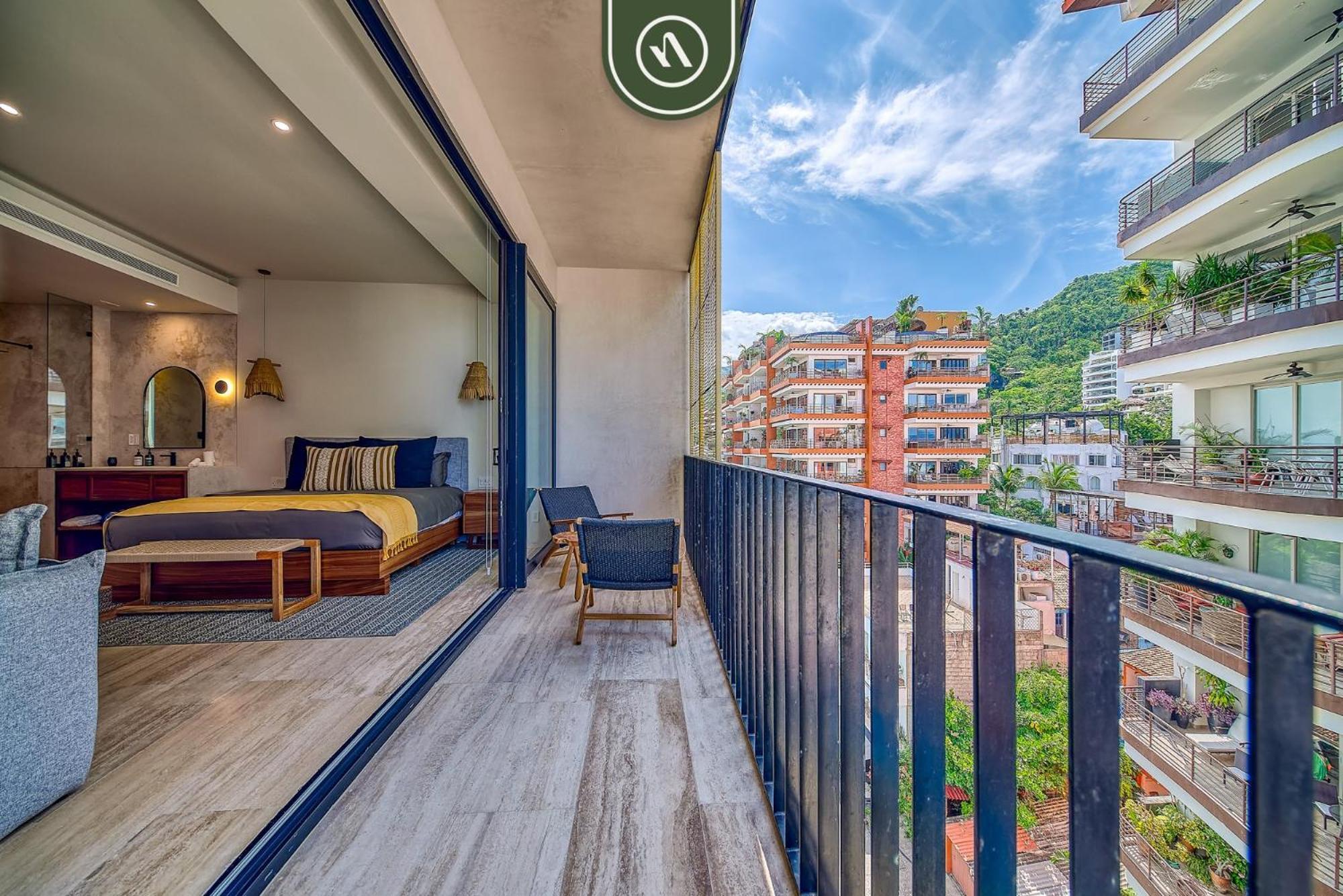 Luxury In Romantic Zone - Infinity Pool Puerto Vallarta