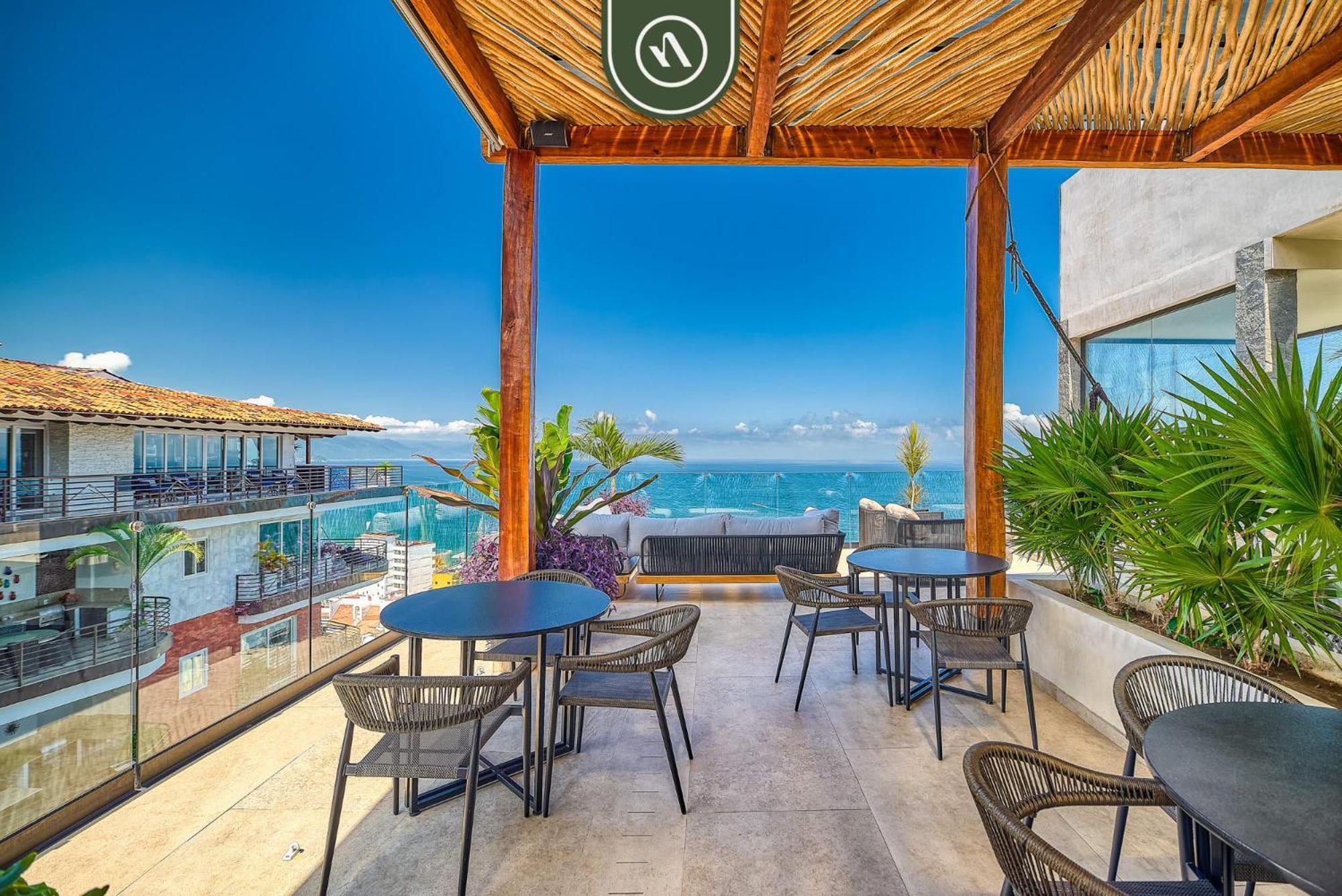 Luxury In Romantic Zone - Infinity Pool Puerto Vallarta
