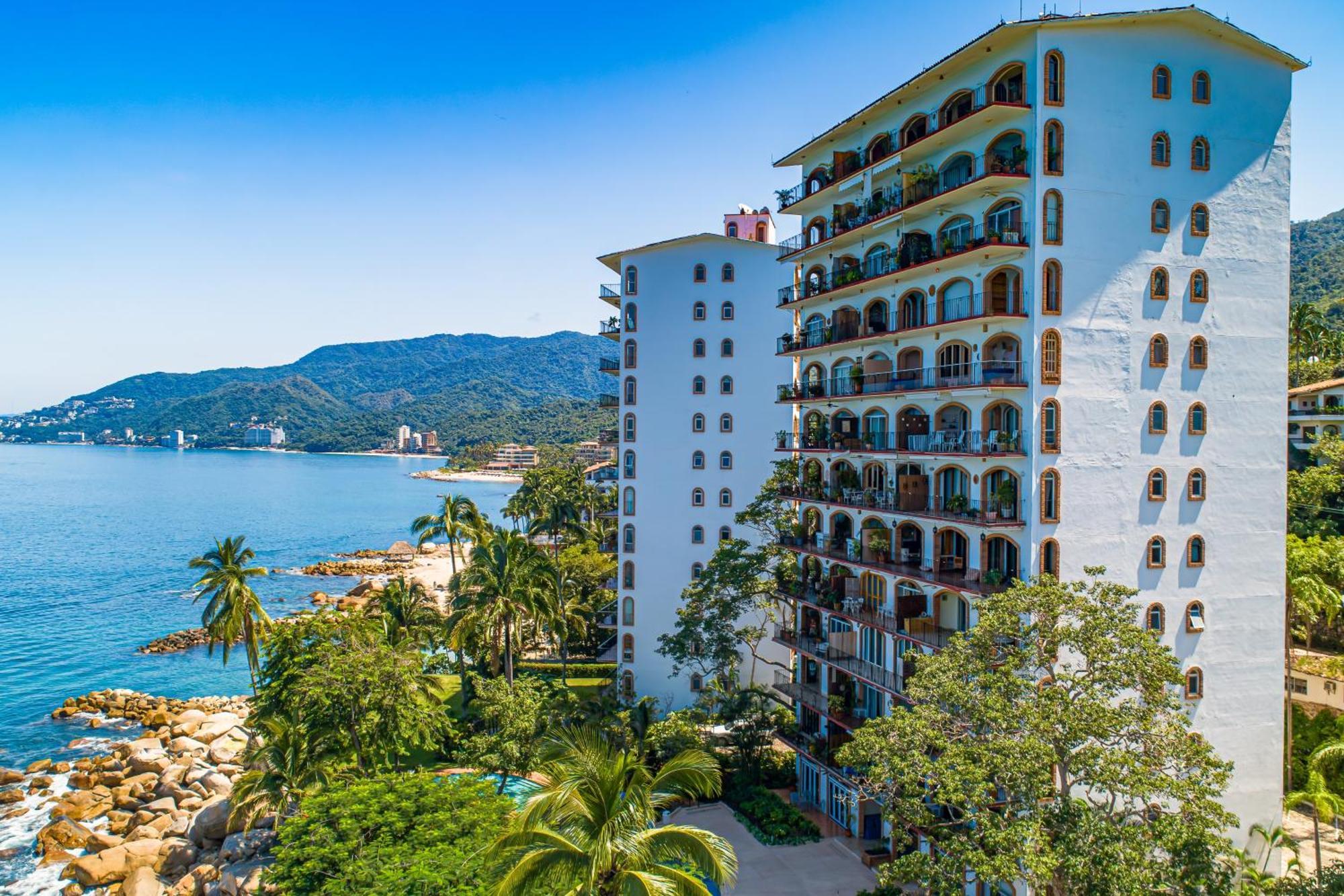 Playas Gemelas Flamboyan 803a Apartment