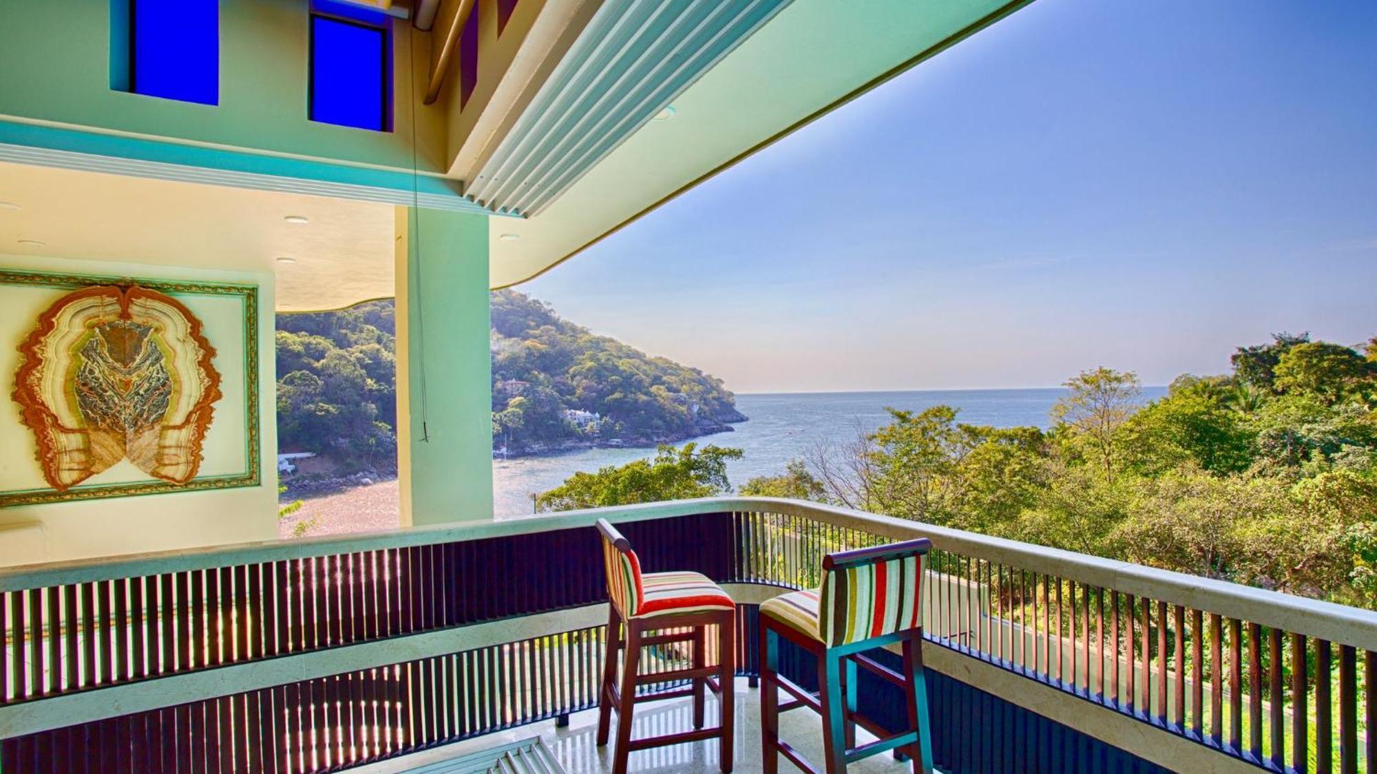 Luxury Frontage For Rent Villa