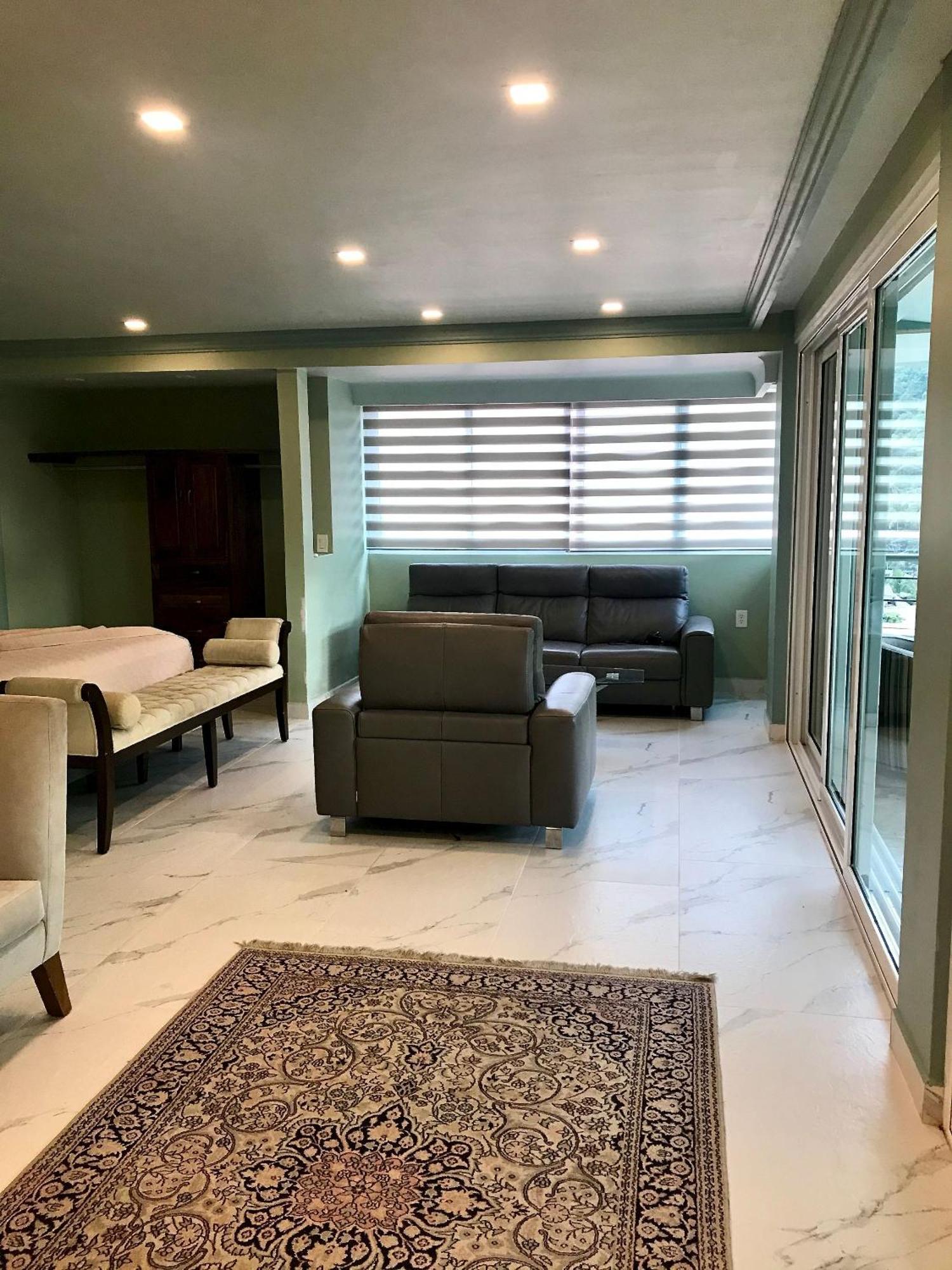 Luxury Frontage For Rent *