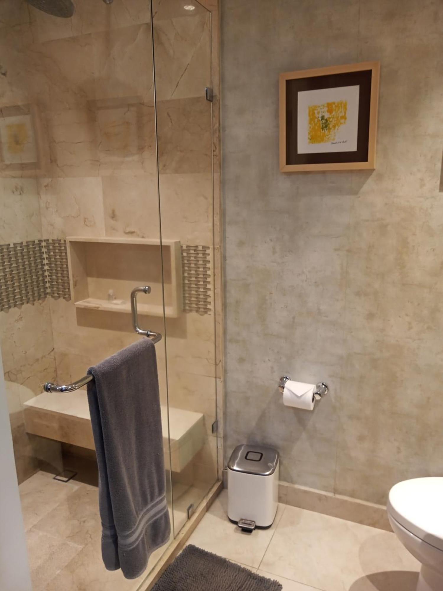 Penthouse 2 Blocks From Muertos Aparthotel Puerto Vallarta