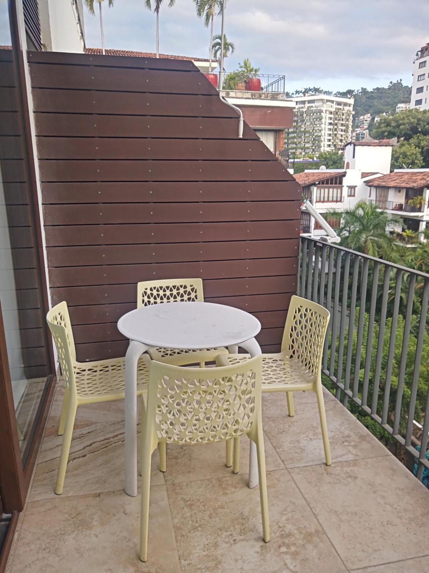Penthouse 2 Blocks From Muertos Aparthotel *