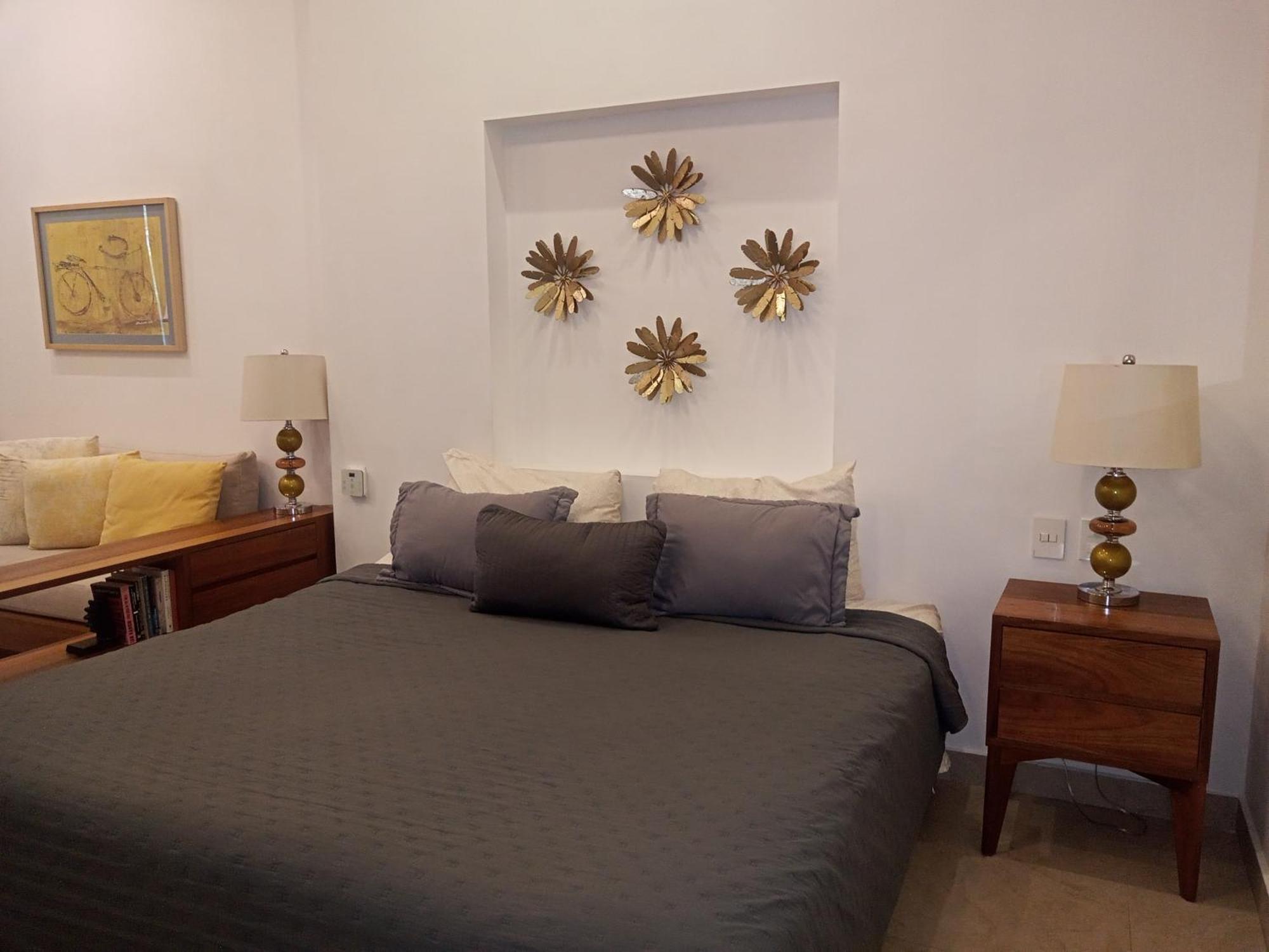 Aparthotel Penthouse 2 Blocks From Muertos