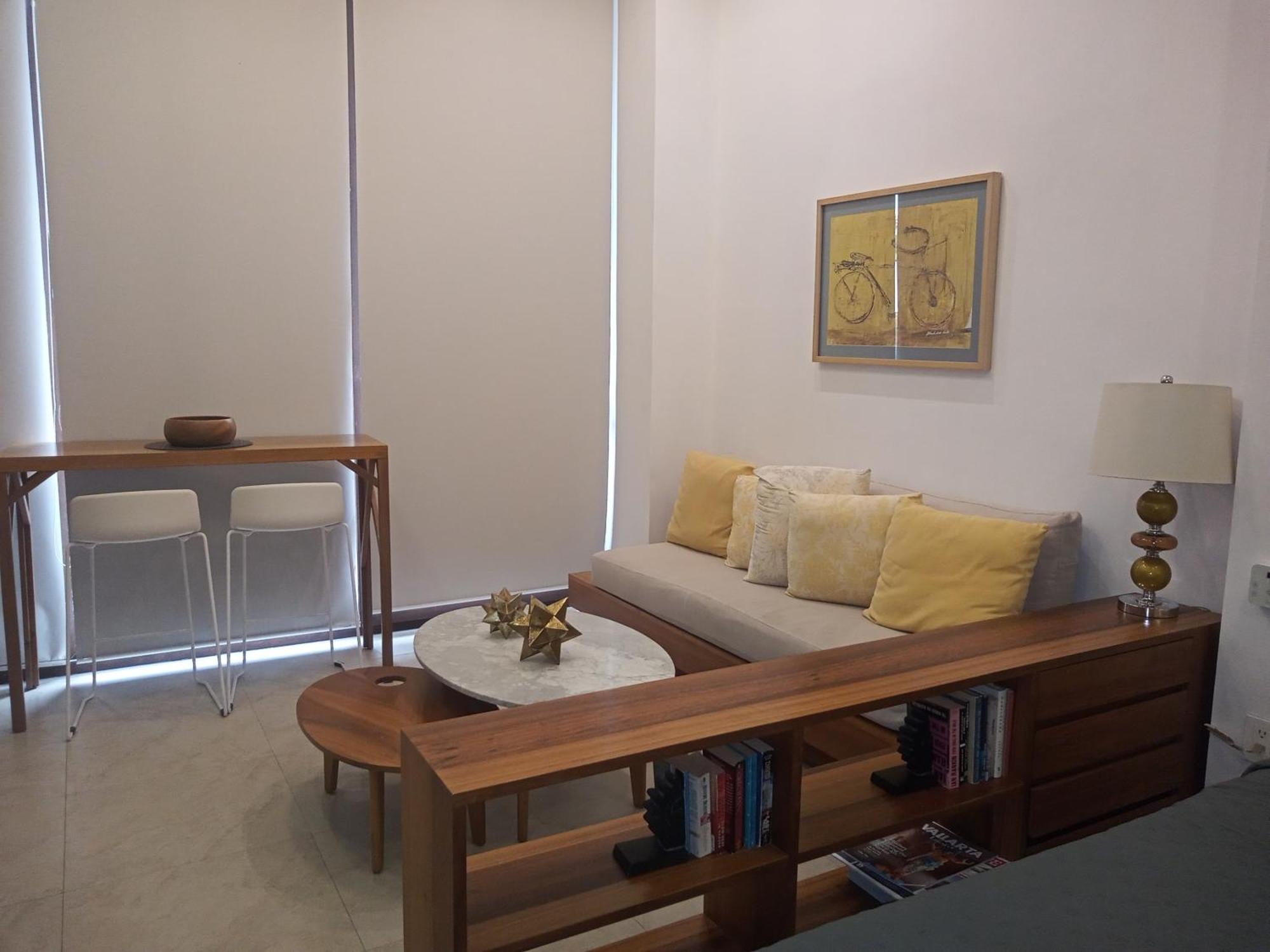 Aparthotel Penthouse 2 Blocks From Muertos Puerto Vallarta