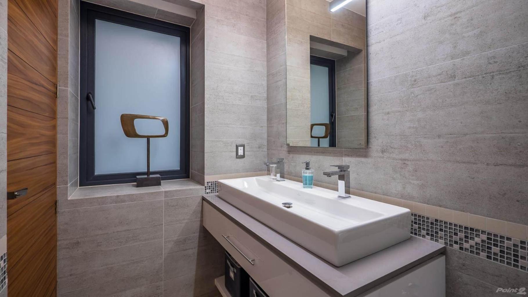 In Location, Rooftop Pool, Hot Tub, Gym, Fire Pit Сasa de vacaciones Puerto Vallarta