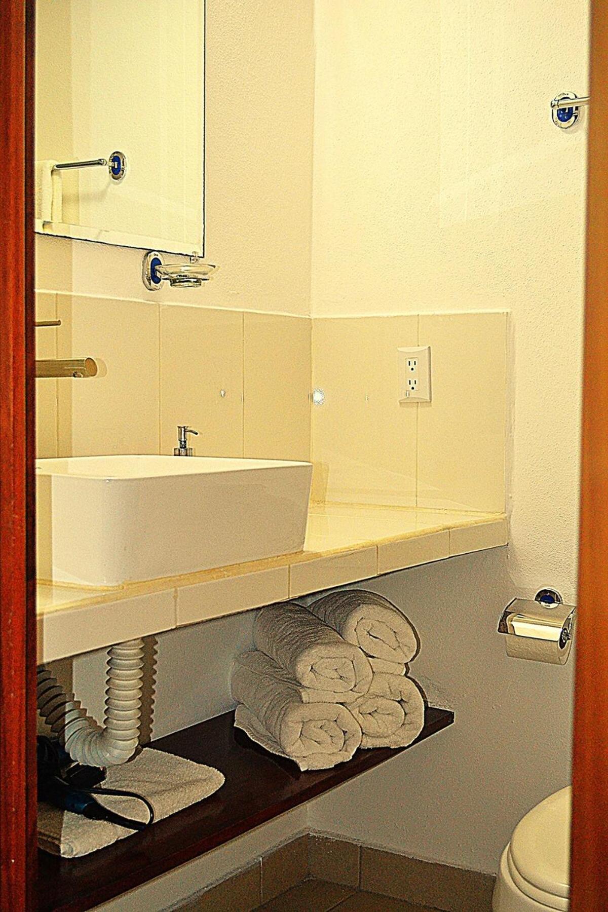 Romantic Zone Adults Only Apartment