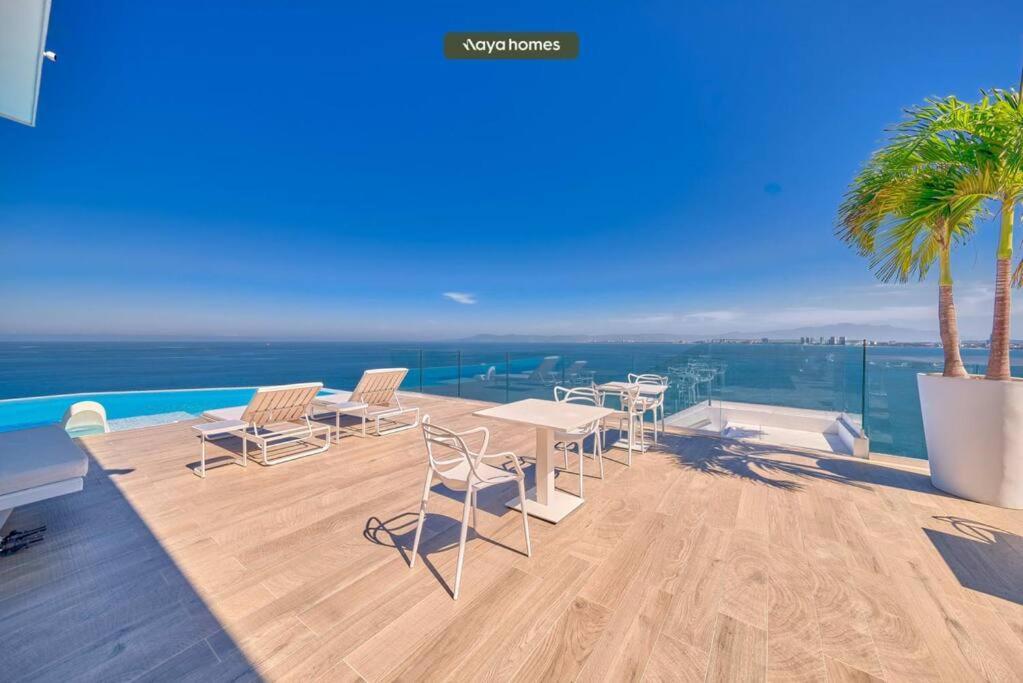 Luxurious 2br W/ Amazing Ocean View - Pool Apartment *