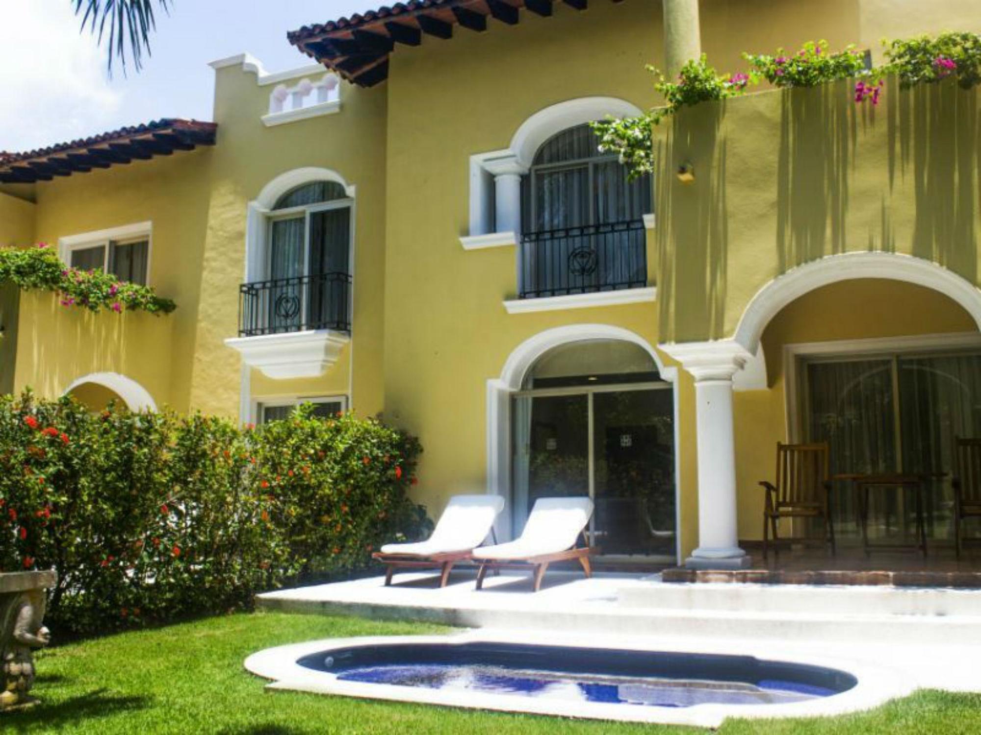 Resort Casa Velas Adults Only