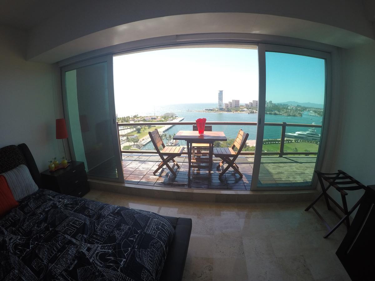 Ocean View Deck 12 *